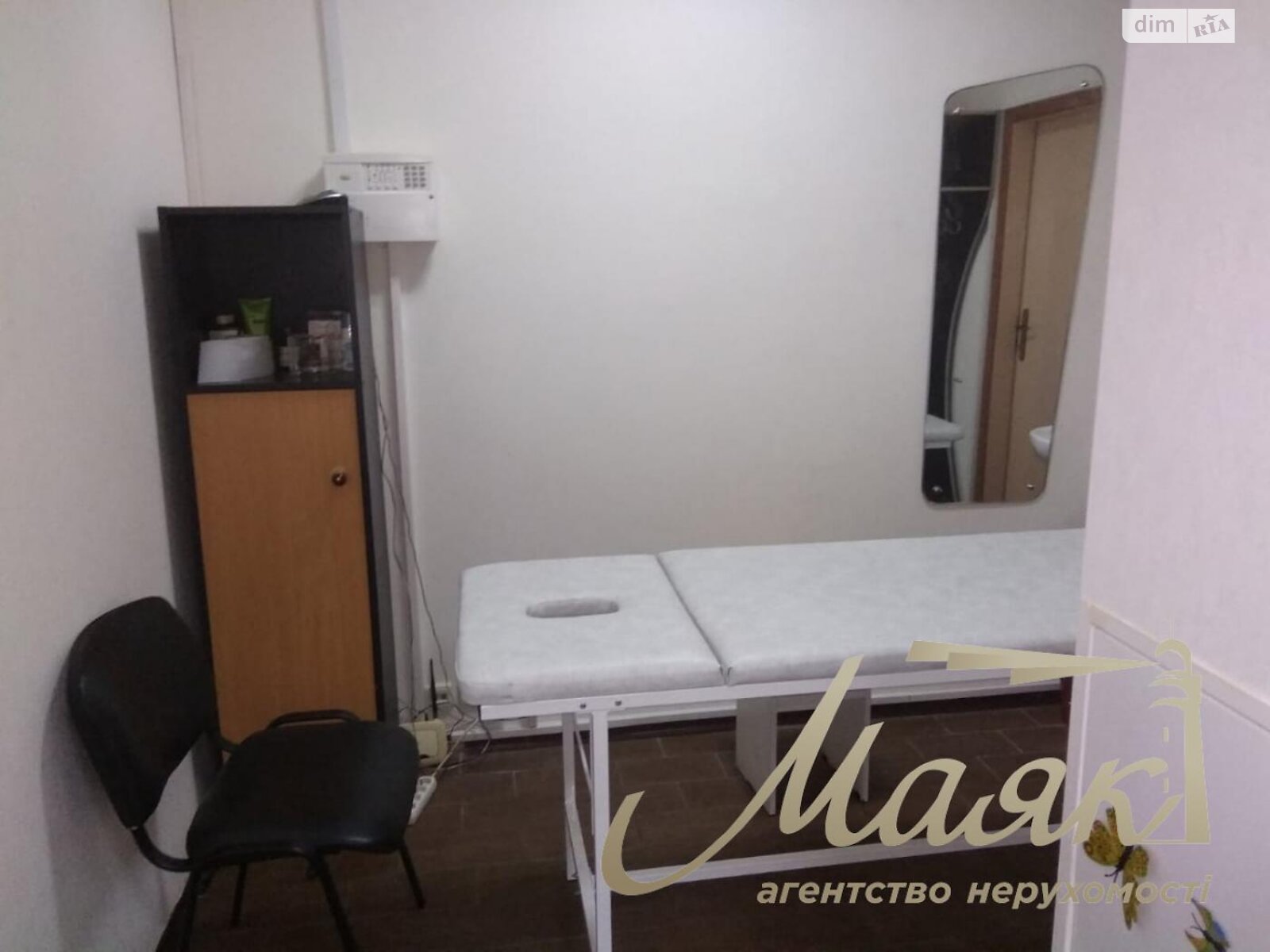 Коммерческое помещение в Киеве, продажа по Михаила Бойчука улица 18, район Черная Гора, цена: 245 000 долларов за объект фото 1 Коммерческое помещение в Киеве, продажа по Михаила Бойчука улица 18, район Черная Гора, цена: 245 000 долларов за объект фото 1