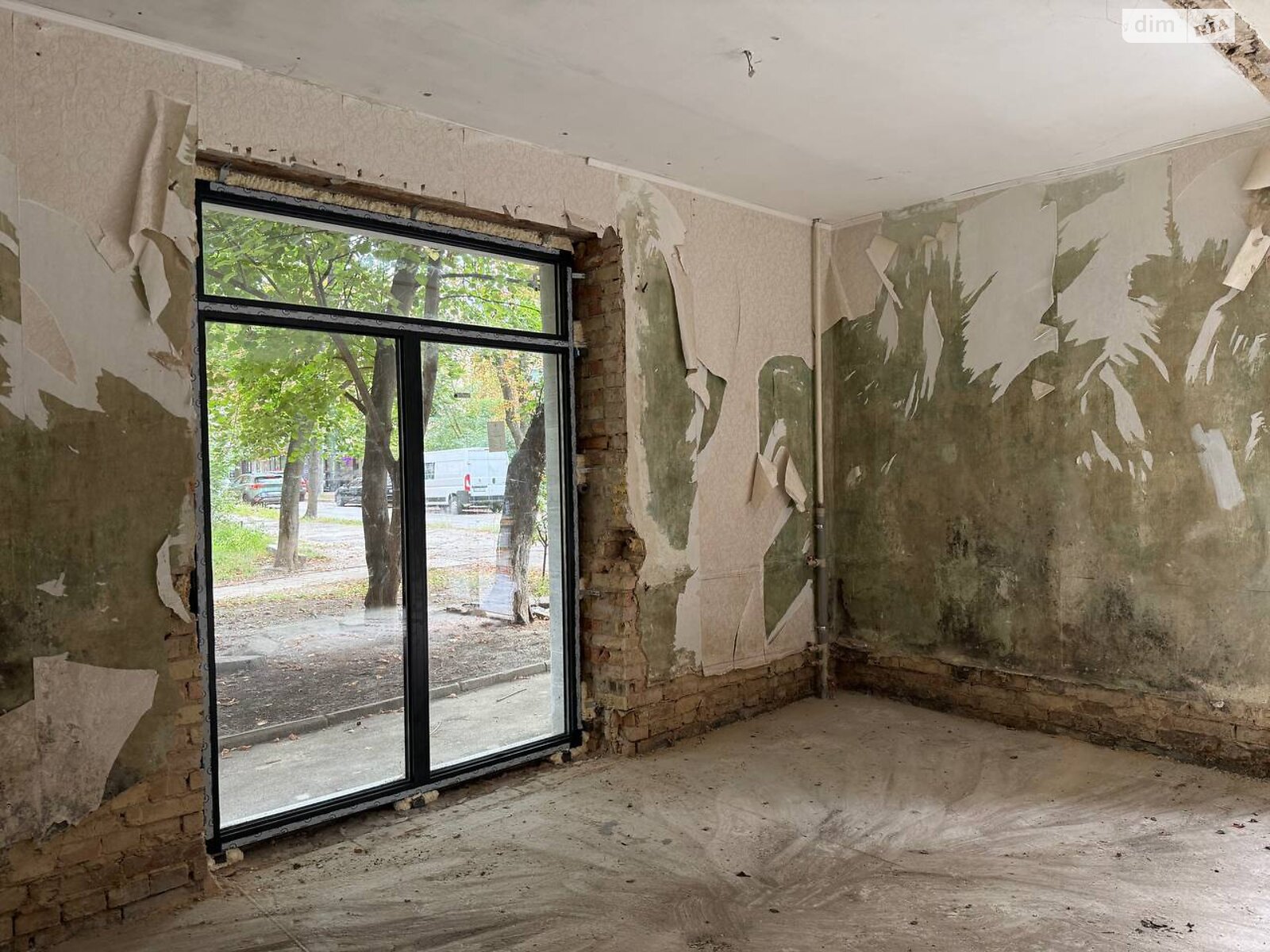 Коммерческое помещение в Киеве, продажа по Неманская улица 5, район Черная Гора, цена: 180 000 долларов за объект фото 1 Коммерческое помещение в Киеве, продажа по Неманская улица 5, район Черная Гора, цена: 180 000 долларов за объект фото 1