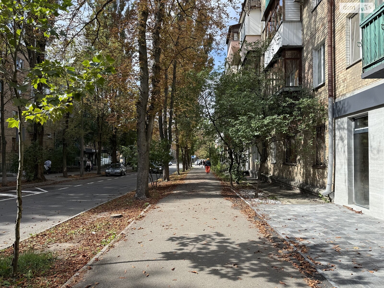 Коммерческое помещение в Киеве, продажа по Николая Михновского (Дружбы Народов) бульвар 32, район Черная Гора, цена: 175 000 долларов за объект фото 1