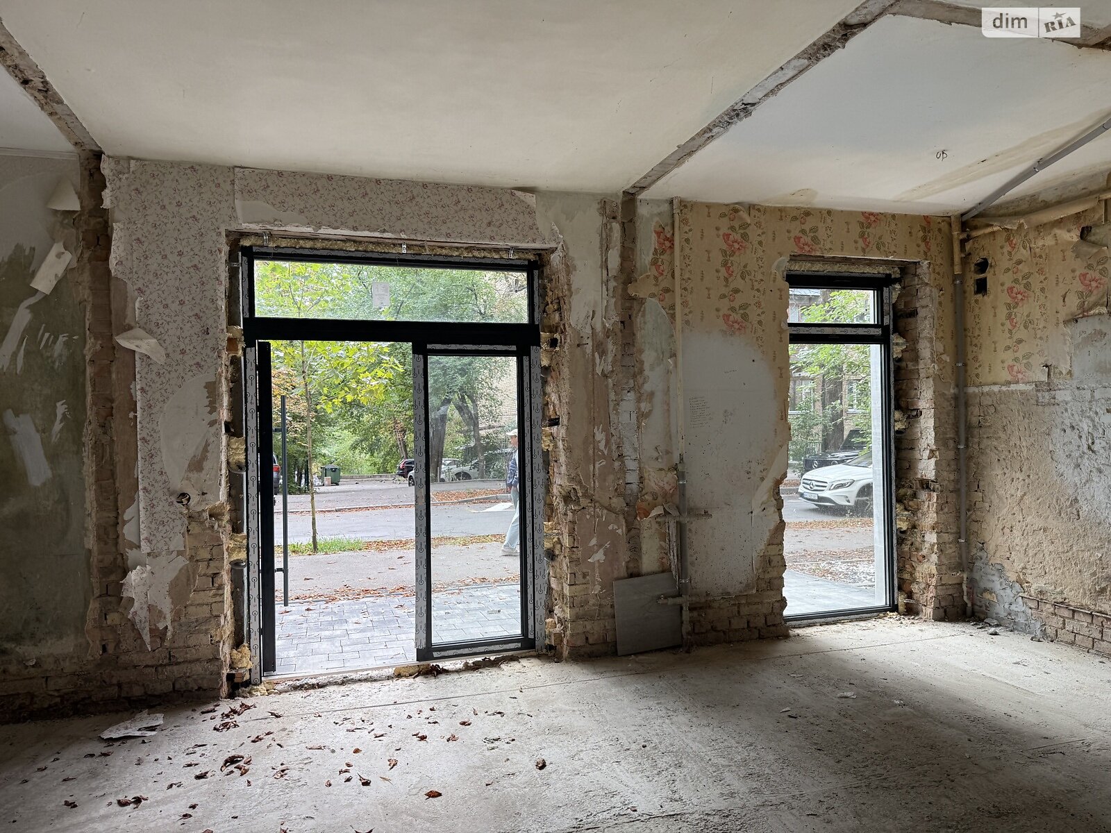 Коммерческое помещение в Киеве, продажа по Николая Михновского (Дружбы Народов) бульвар 32, район Черная Гора, цена: 175 000 долларов за объект фото 1