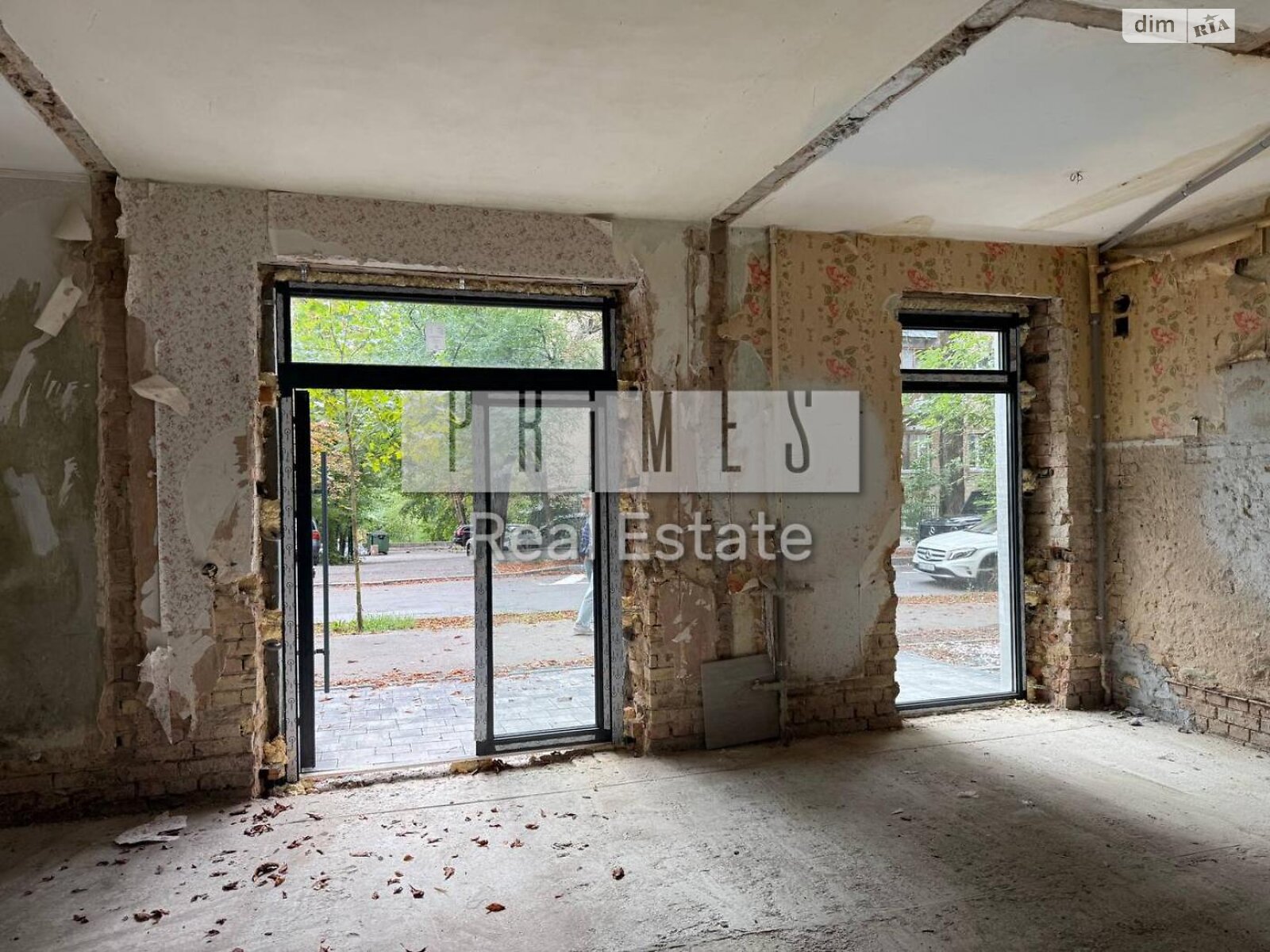 Коммерческое помещение в Киеве, продажа по Николая Михновского (Дружбы Народов) бульвар 32, район Черная Гора, цена: 175 000 долларов за объект фото 1