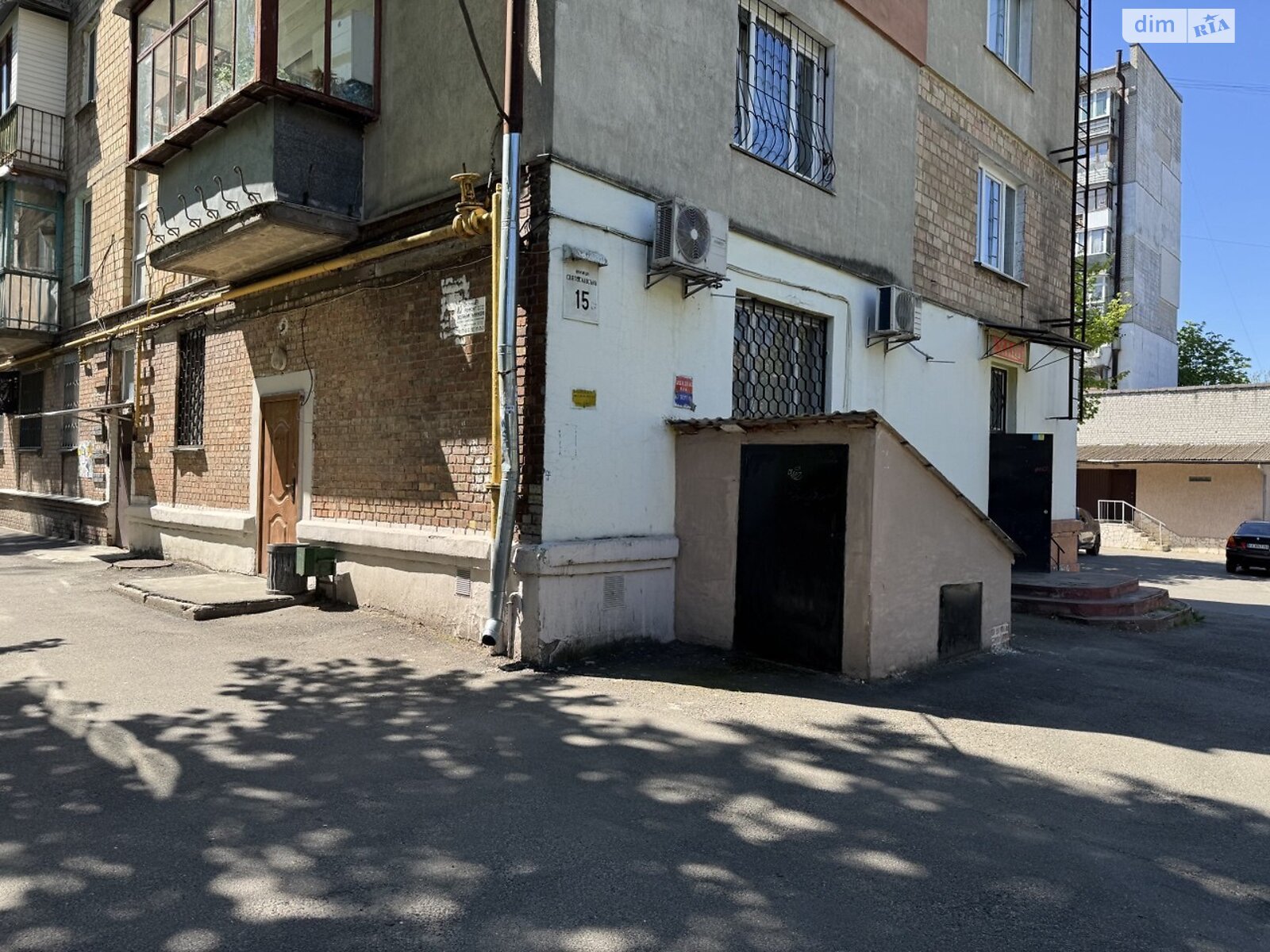 Комерційне приміщення в Києві, продаж по Святославська вулиця 15, район Чоколівка, ціна: 99 700 доларів за об’єкт фото 1 Комерційне приміщення в Києві, продаж по Святославська вулиця 15, район Чоколівка, ціна: 99 700 доларів за об’єкт фото 1