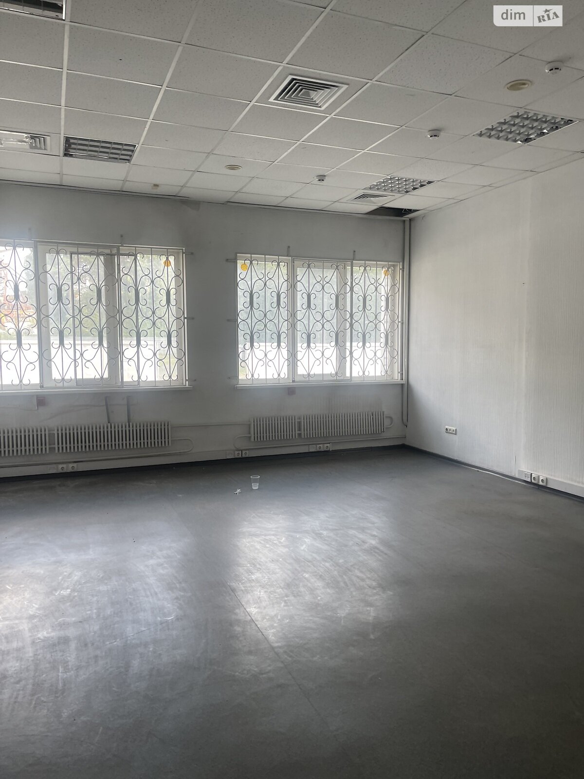 Коммерческое помещение в Киеве, продажа по Бориспольская улица, район Дарницкий, цена: 1 500 000 долларов за объект фото 1 Коммерческое помещение в Киеве, продажа по Бориспольская улица, район Дарницкий, цена: 1 500 000 долларов за объект фото 1