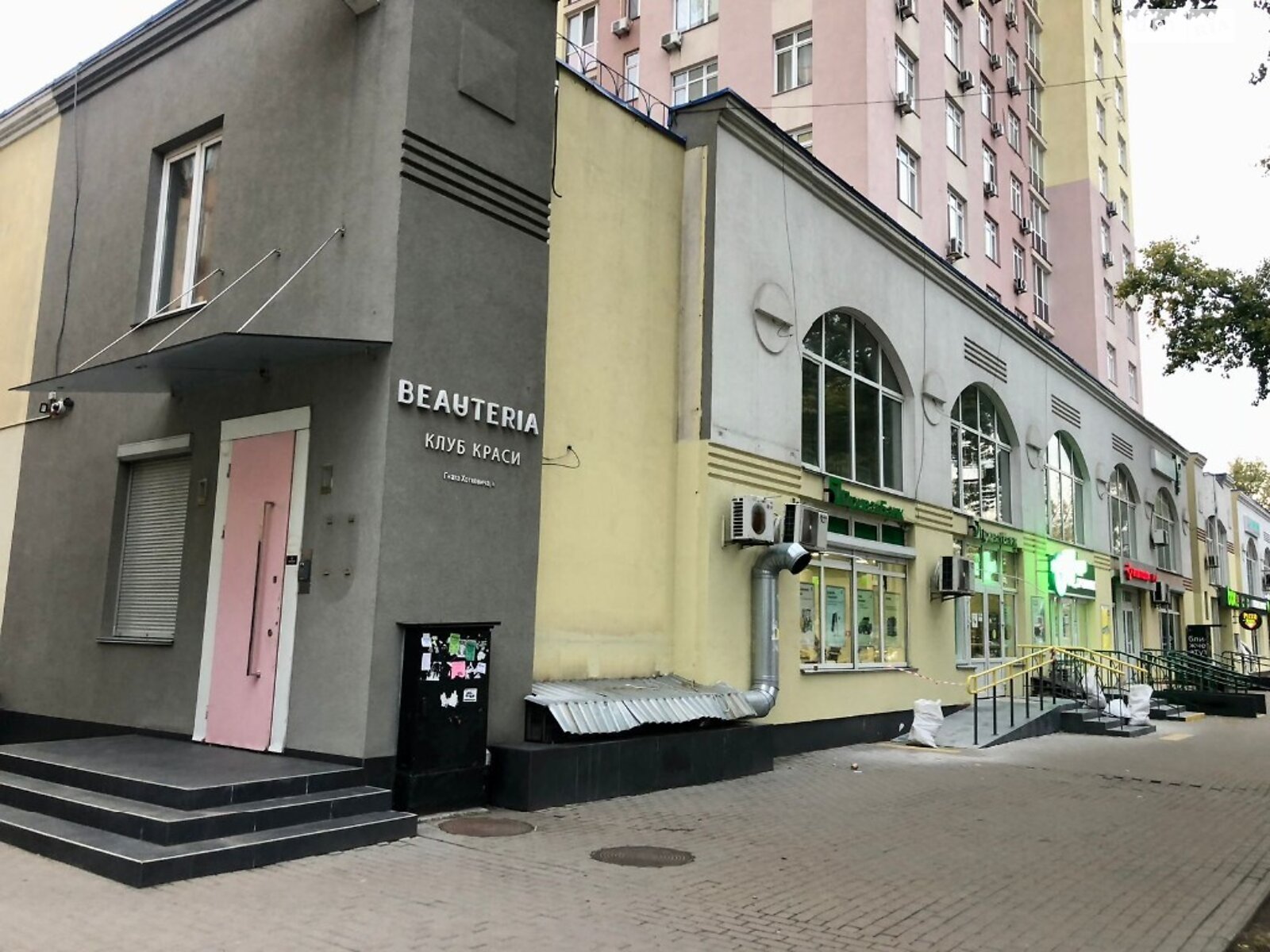Коммерческое помещение в Киеве, продажа по Гната Хоткевича (Красногвардейская) улица 8, район Дарницкий, цена: 397 500 долларов за объект фото 1 Коммерческое помещение в Киеве, продажа по Гната Хоткевича (Красногвардейская) улица 8, район Дарницкий, цена: 397 500 долларов за объект фото 1