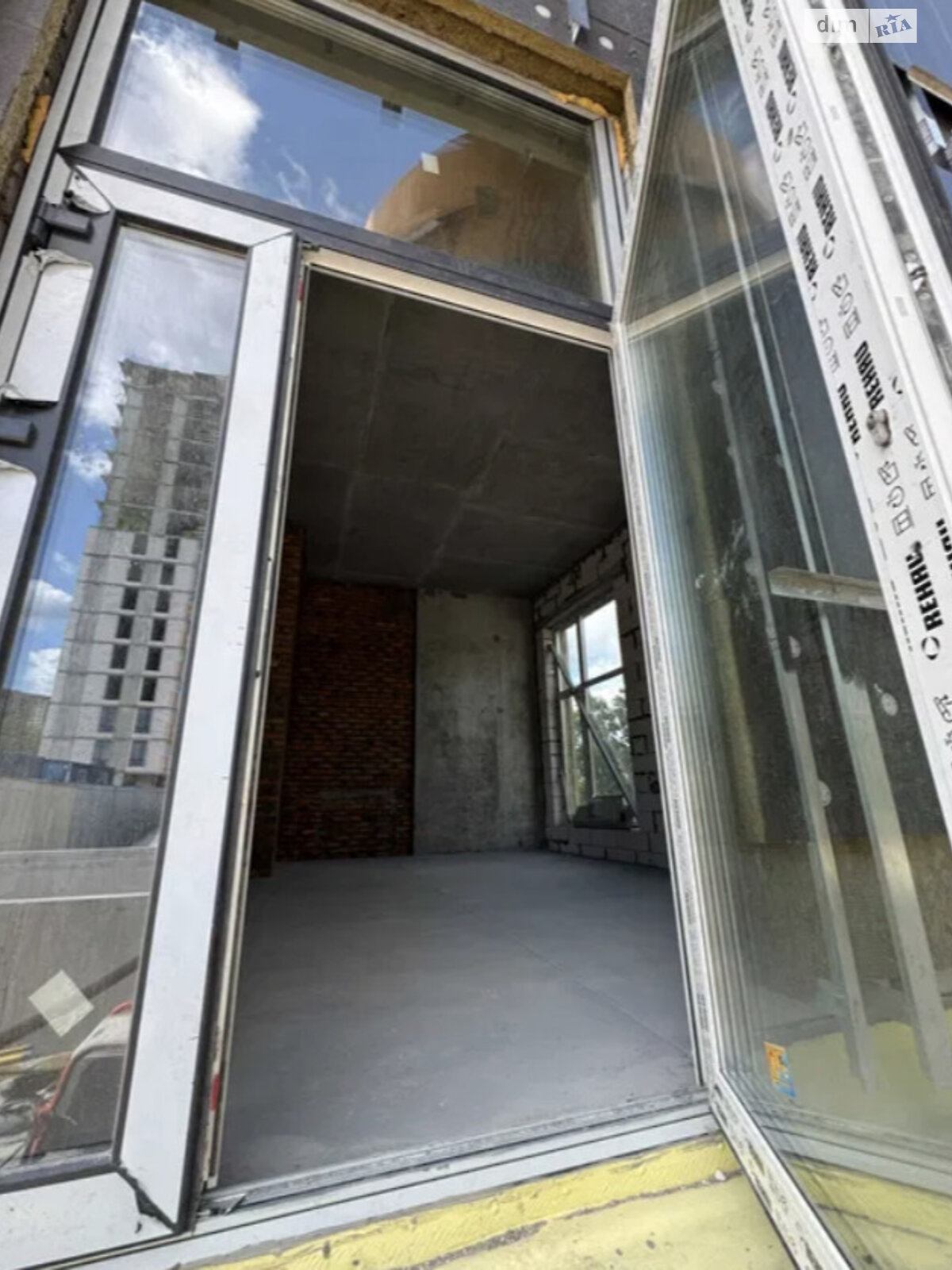 Комерційне приміщення в Києві, продаж по Івана Кочерги вулиця, район Дарницький, ціна: 119 502 доларів за об’єкт фото 1