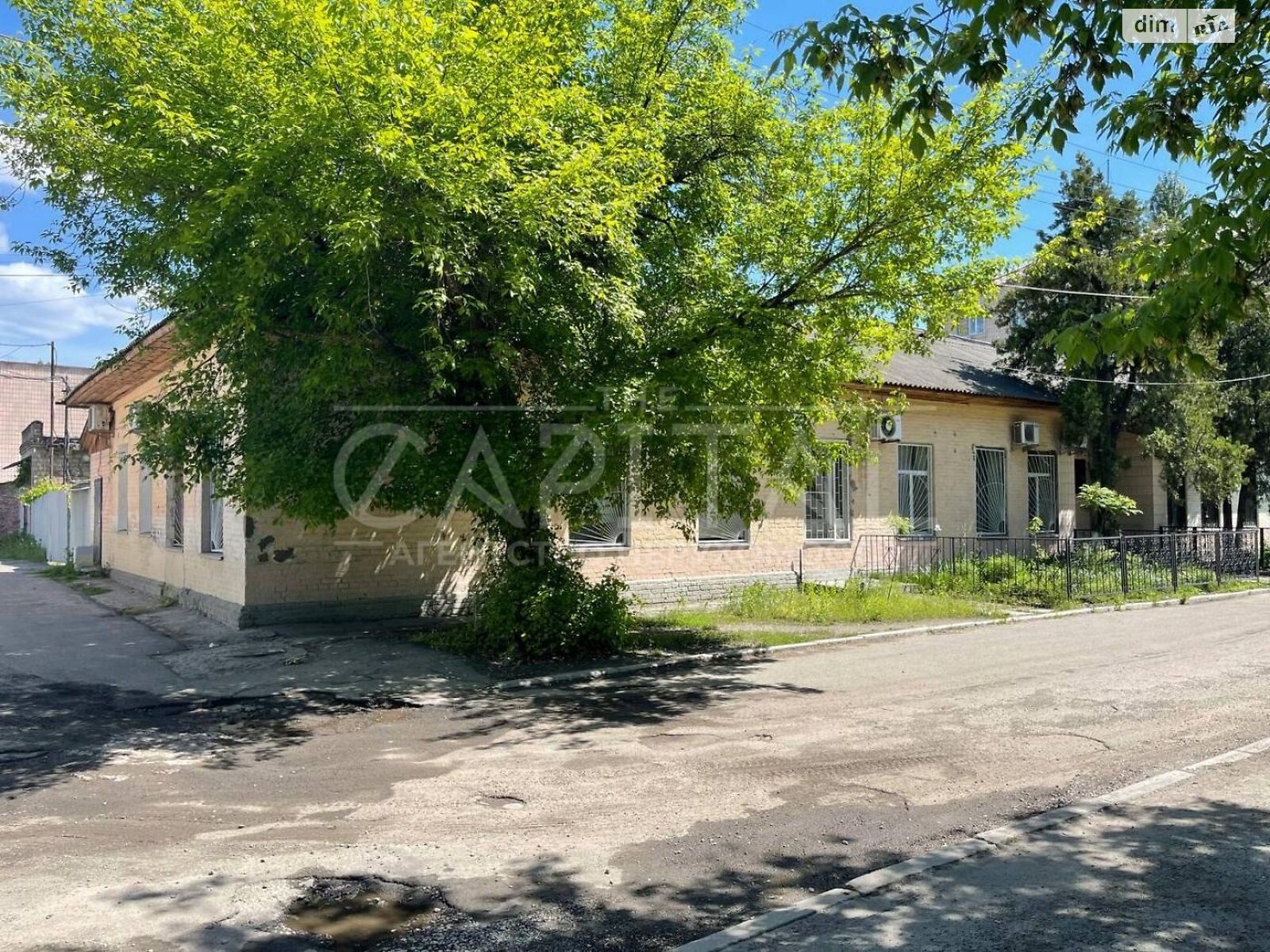 Коммерческое помещение в Киеве, Деревообрабатывающая улица 5, цена: продажи 500 000 долларов за объект фото 1 Коммерческое помещение в Киеве, Деревообрабатывающая улица 5, цена продажи: 500 000 долларов за объект фото 1