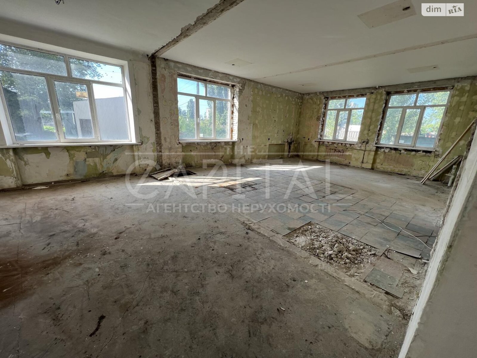 Коммерческое помещение в Киеве, продажа по Якова Гнездовского (Магнитогорская) улица 1Б, район Деснянский, цена: 1 300 000 долларов за объект фото 1