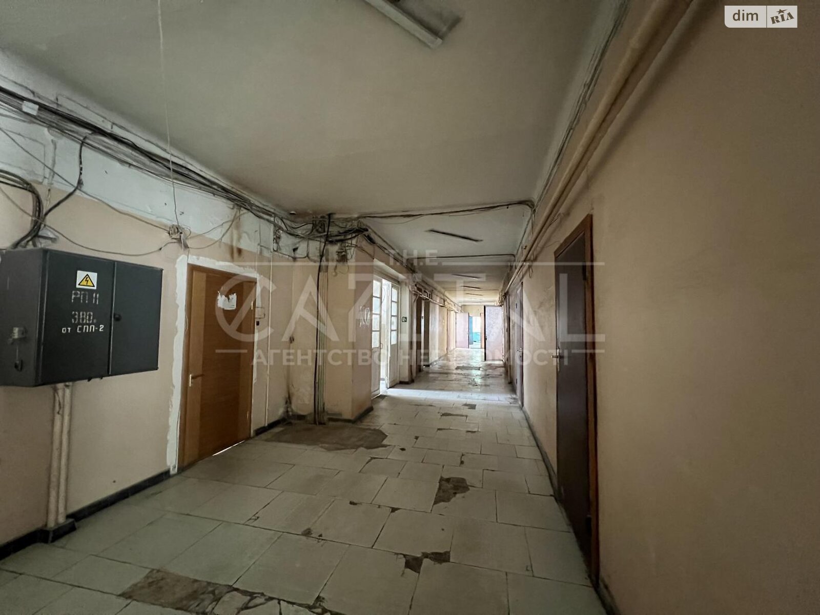 Коммерческое помещение в Киеве, продажа по Якова Гнездовского (Магнитогорская) улица 1Б, район Деснянский, цена: 1 300 000 долларов за объект фото 1