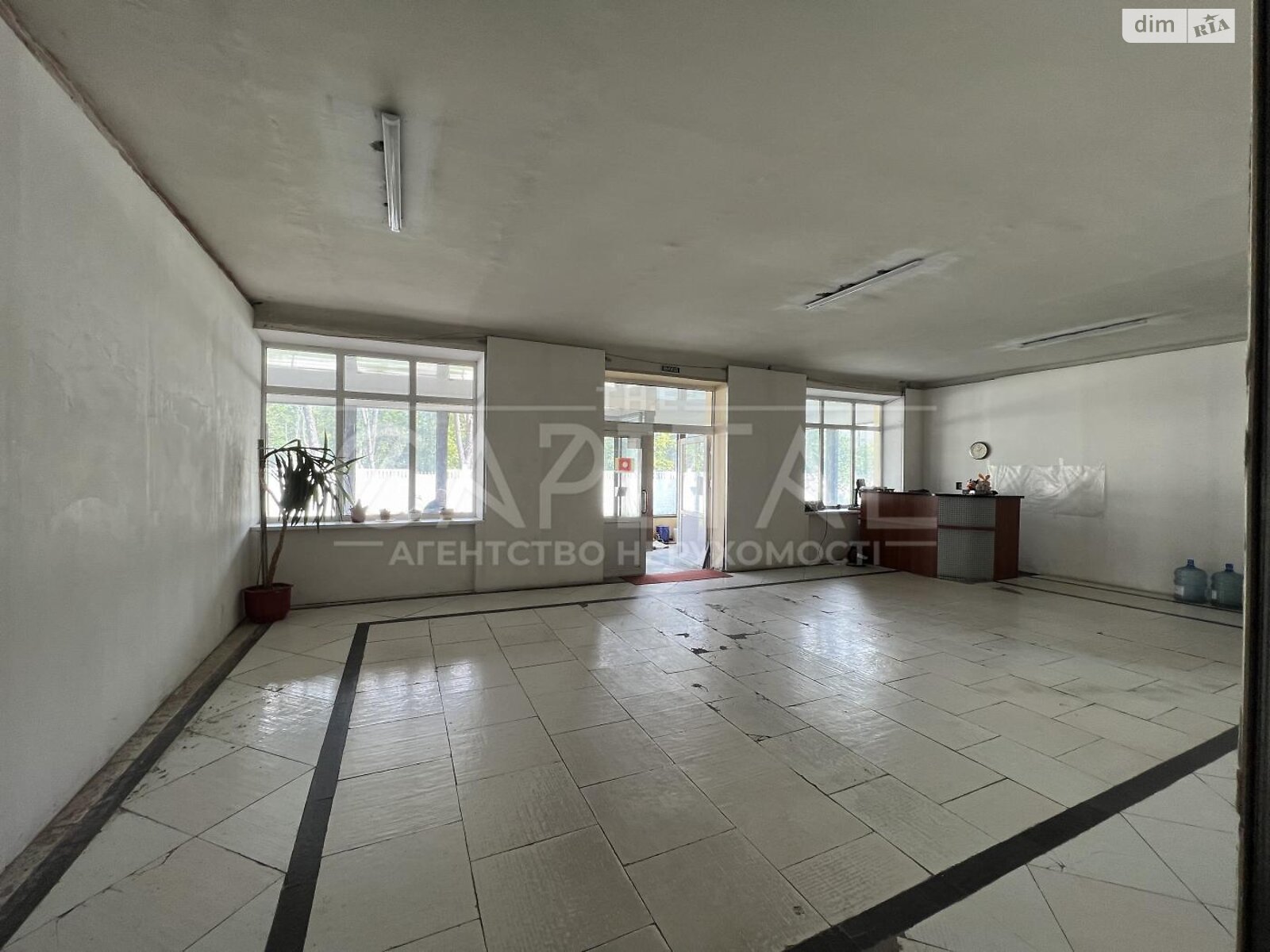 Коммерческое помещение в Киеве, продажа по Якова Гнездовского (Магнитогорская) улица 1Б, район Деснянский, цена: 1 300 000 долларов за объект фото 1