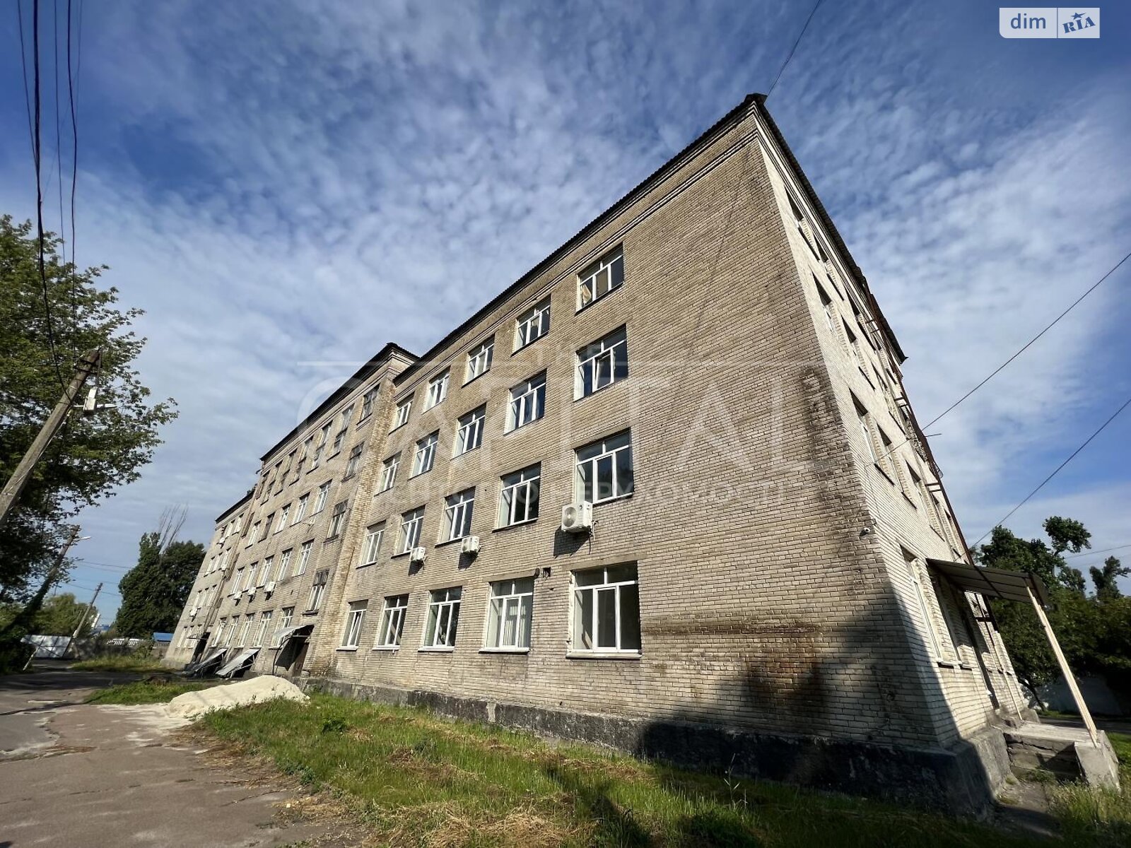 Коммерческое помещение в Киеве, продажа по Якова Гнездовского (Магнитогорская) улица 1Б, район Деснянский, цена: 1 300 000 долларов за объект фото 1