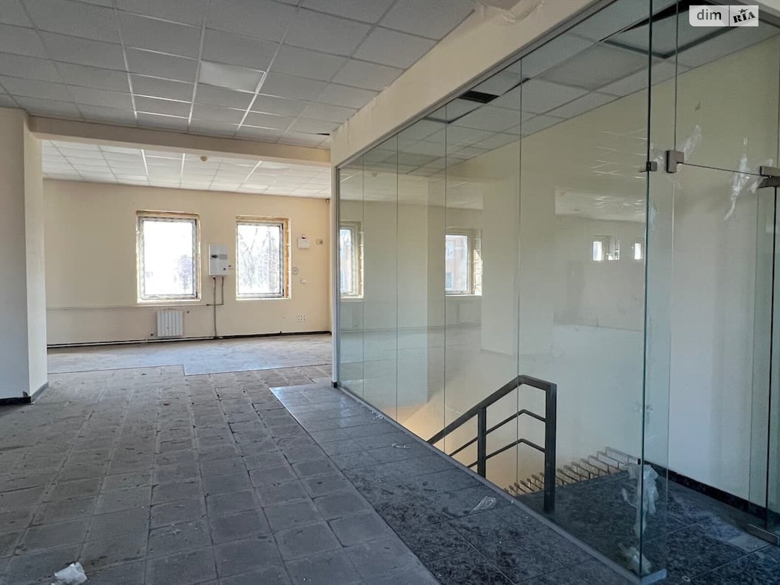 Коммерческое помещение в Киеве, Куреневская улица, цена: продажи 2 900 000 долларов за объект фото 1 Коммерческое помещение в Киеве, Куреневская улица, цена продажи: 2 900 000 долларов за объект фото 1