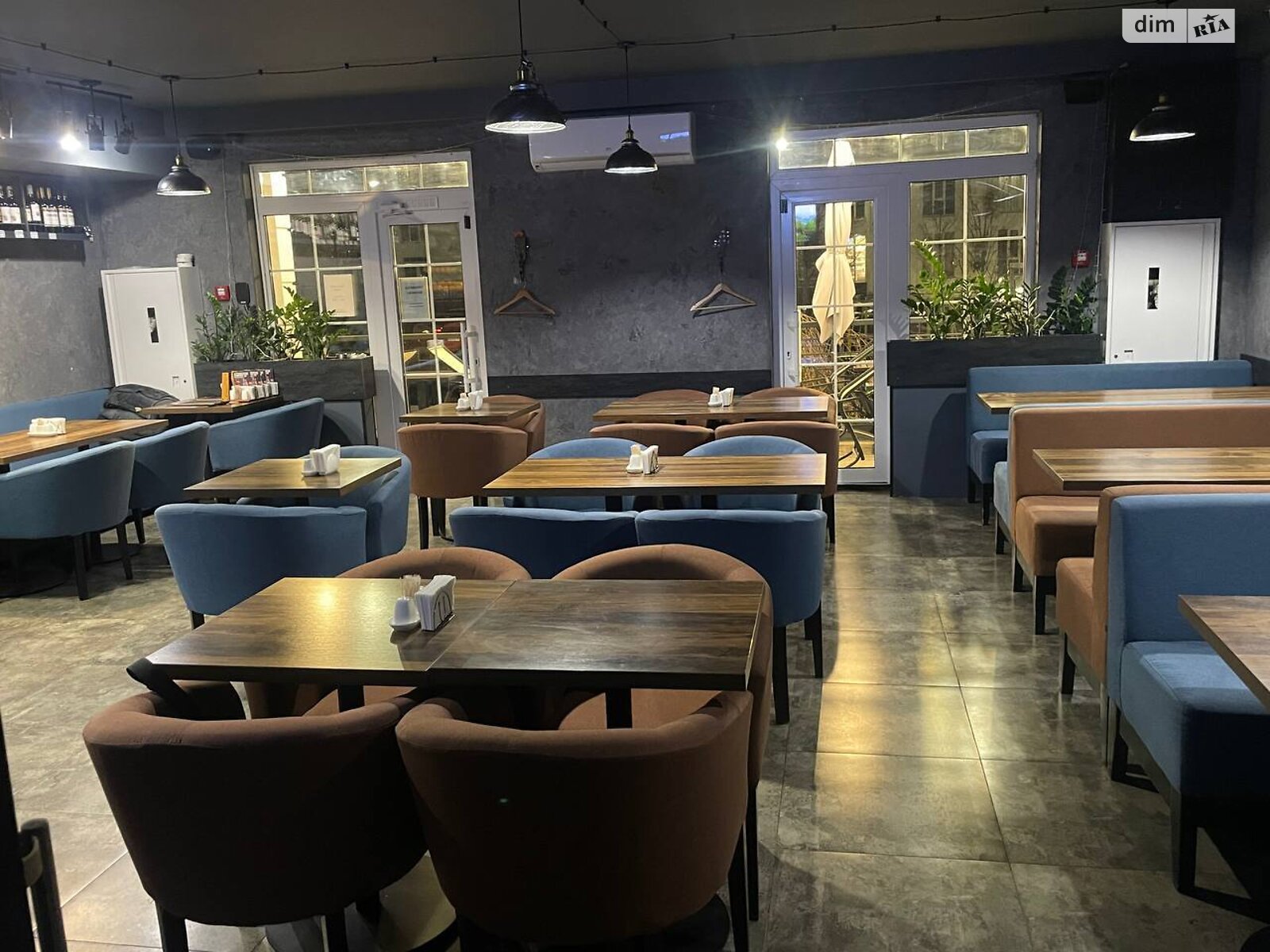 Комерційне приміщення в Києві, продаж по Михайла Максимовича вулиця 24Б, район Голосіїв, ціна: 320 000 доларів за об’єкт фото 1 Комерційне приміщення в Києві, продаж по Михайла Максимовича вулиця 24Б, район Голосіїв, ціна: 320 000 доларів за об’єкт фото 1