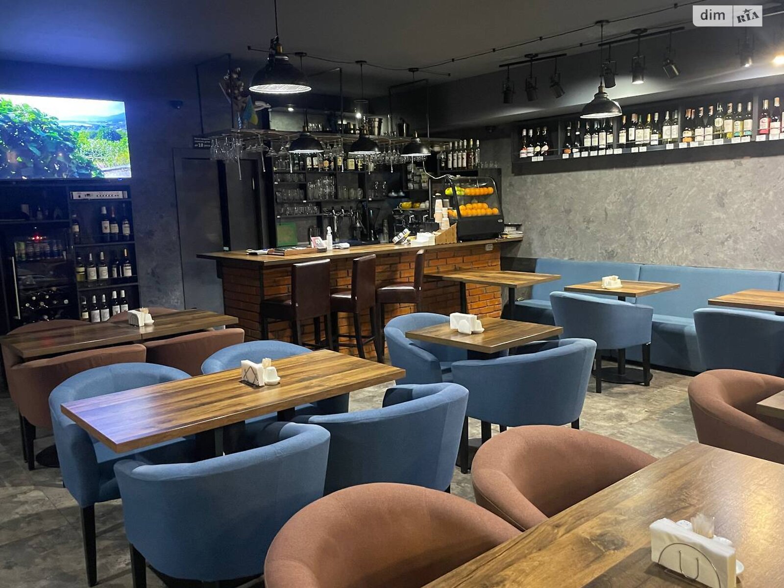 Комерційне приміщення в Києві, продаж по Михайла Максимовича вулиця 24Б, район Голосіїв, ціна: 320 000 доларів за об’єкт фото 1 Комерційне приміщення в Києві, продаж по Михайла Максимовича вулиця 24Б, район Голосіїв, ціна: 320 000 доларів за об’єкт фото 1