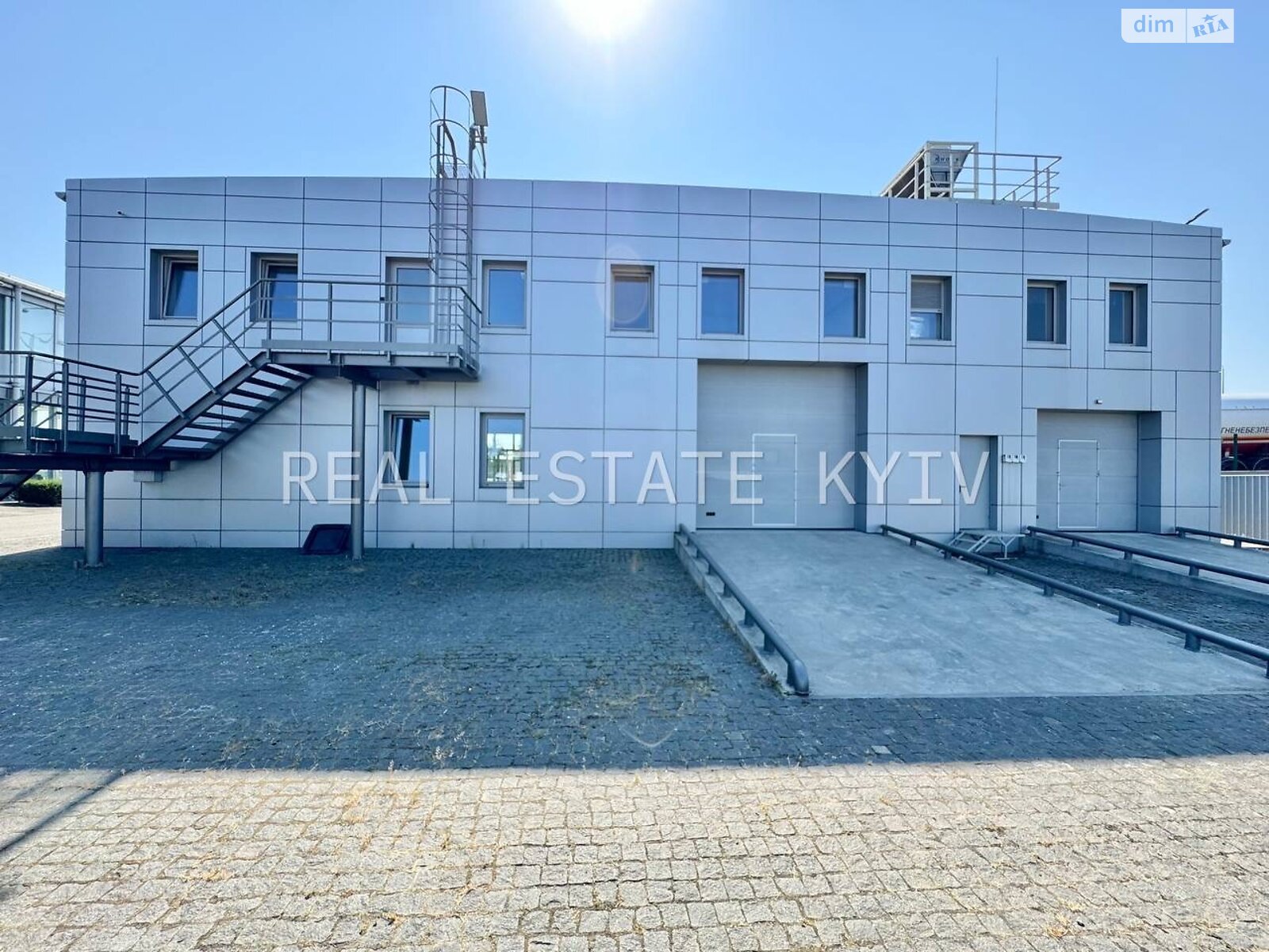 Коммерческое помещение в Киеве, Житомирское шоссе, цена: продажи 690 000 долларов за объект фото 1 Коммерческое помещение в Киеве, Житомирское шоссе, цена продажи: 690 000 долларов за объект фото 1