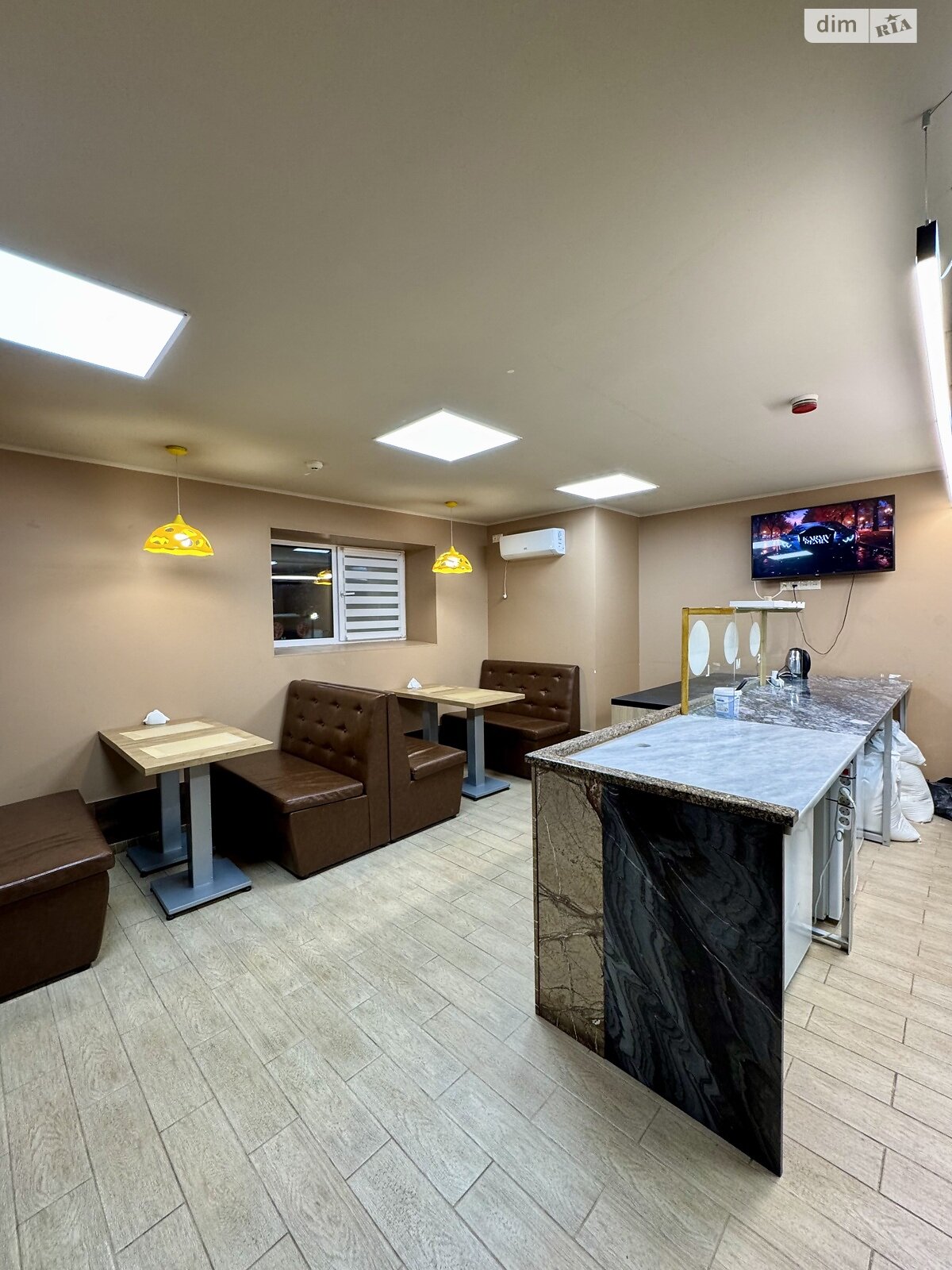 Коммерческое помещение в Киеве, продажа по Конча-Заспинская (Генерала Матыкина) улица 12, район Конча-Заспа, цена: 50 000 долларов за объект фото 1