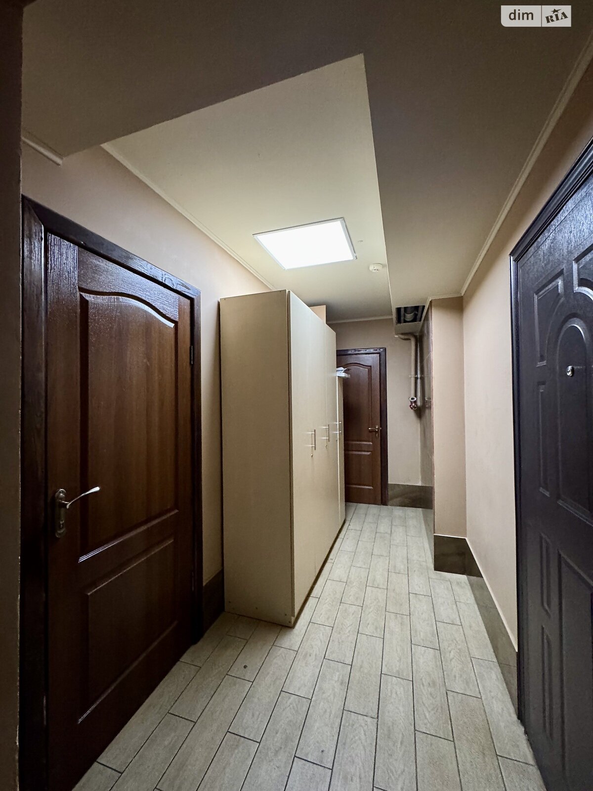 Коммерческое помещение в Киеве, продажа по Конча-Заспинская (Генерала Матыкина) улица 12, район Конча-Заспа, цена: 50 000 долларов за объект фото 1