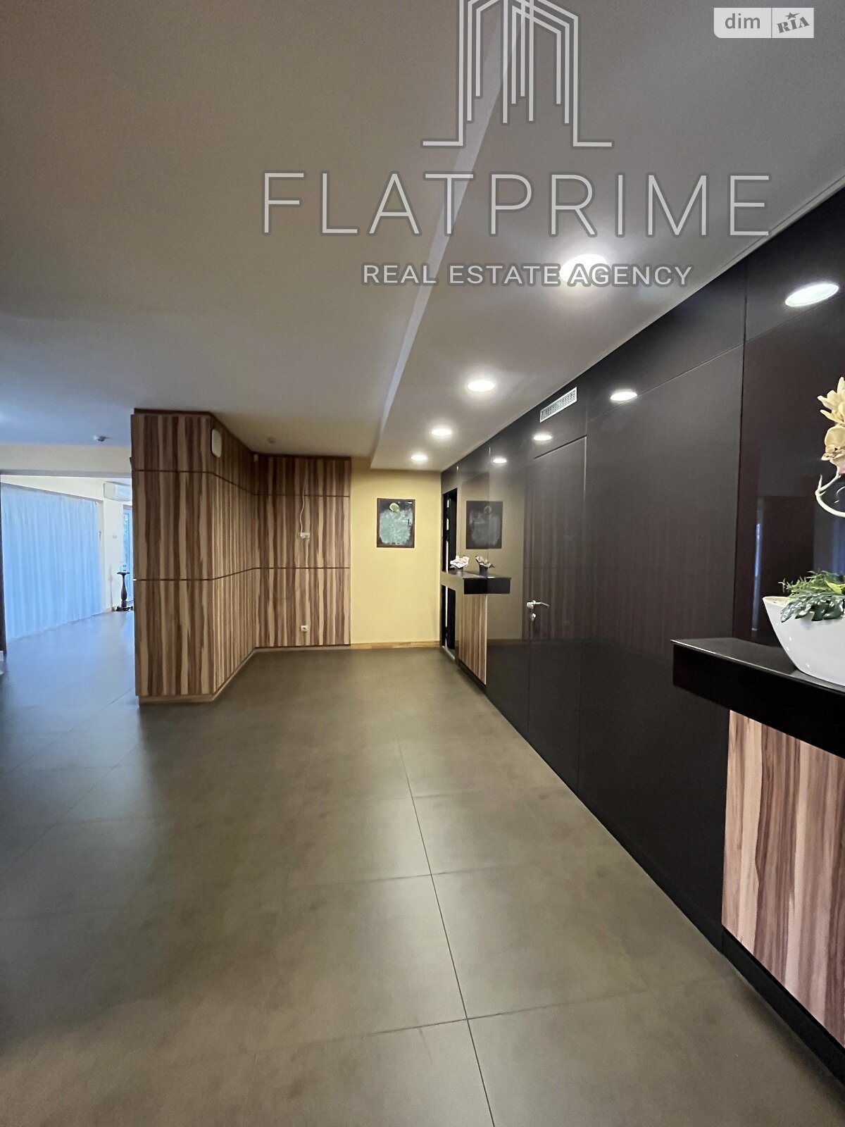 Коммерческое помещение в Киеве, продажа по Кудрявская улица 13-19, район Кудрявец, цена: 450 000 долларов за объект фото 1