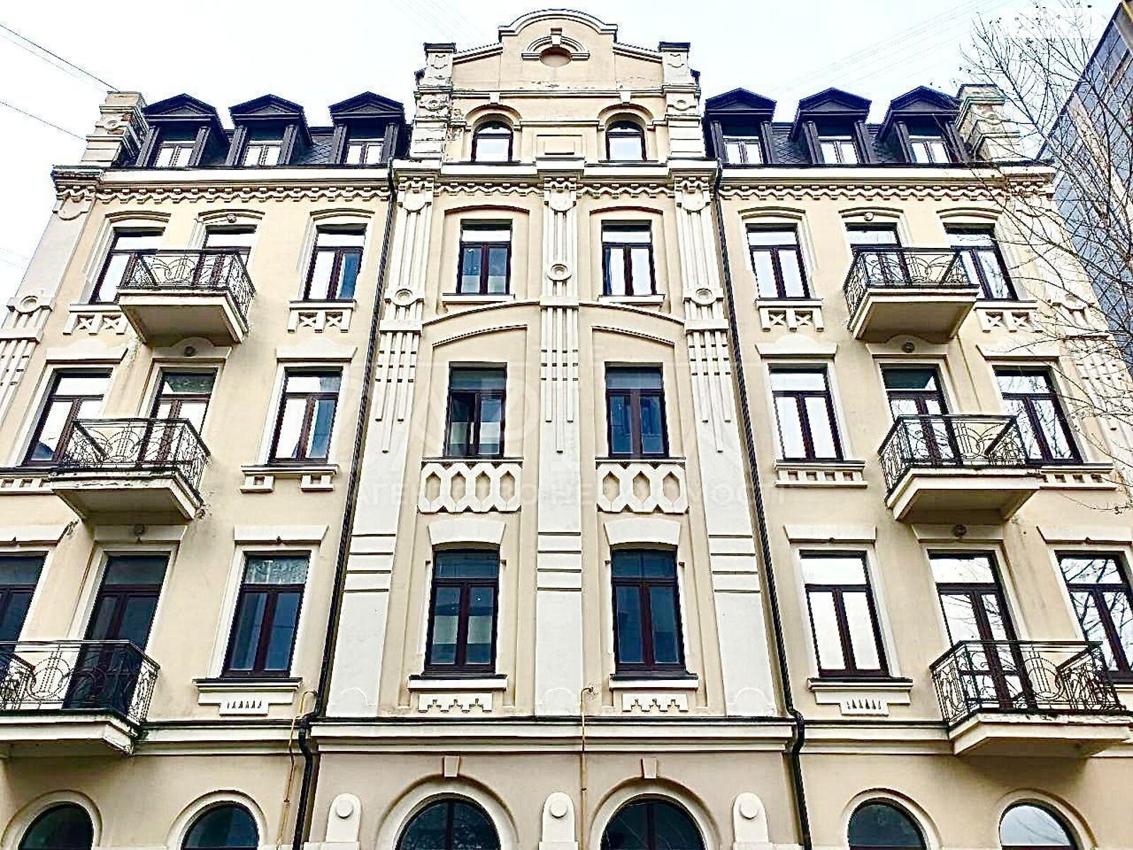 Коммерческое помещение в Киеве, продажа по Сечевых Стрельцов (Артема) улица 66, район Кудрявец, цена: 2 400 000 долларов за объект фото 1 Коммерческое помещение в Киеве, продажа по Сечевых Стрельцов (Артема) улица 66, район Кудрявец, цена: 2 400 000 долларов за объект фото 1