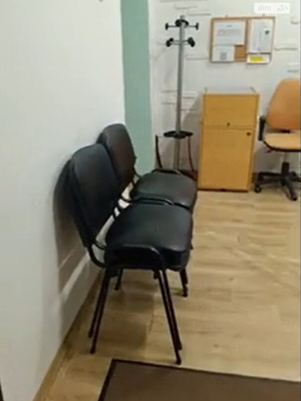 Коммерческое помещение в Киеве, Левка Лукьяненко улица 2Л, цена: продажи 170 000 долларов за объект фото 1 Коммерческое помещение в Киеве, Левка Лукьяненко улица 2Л, цена продажи: 170 000 долларов за объект фото 1