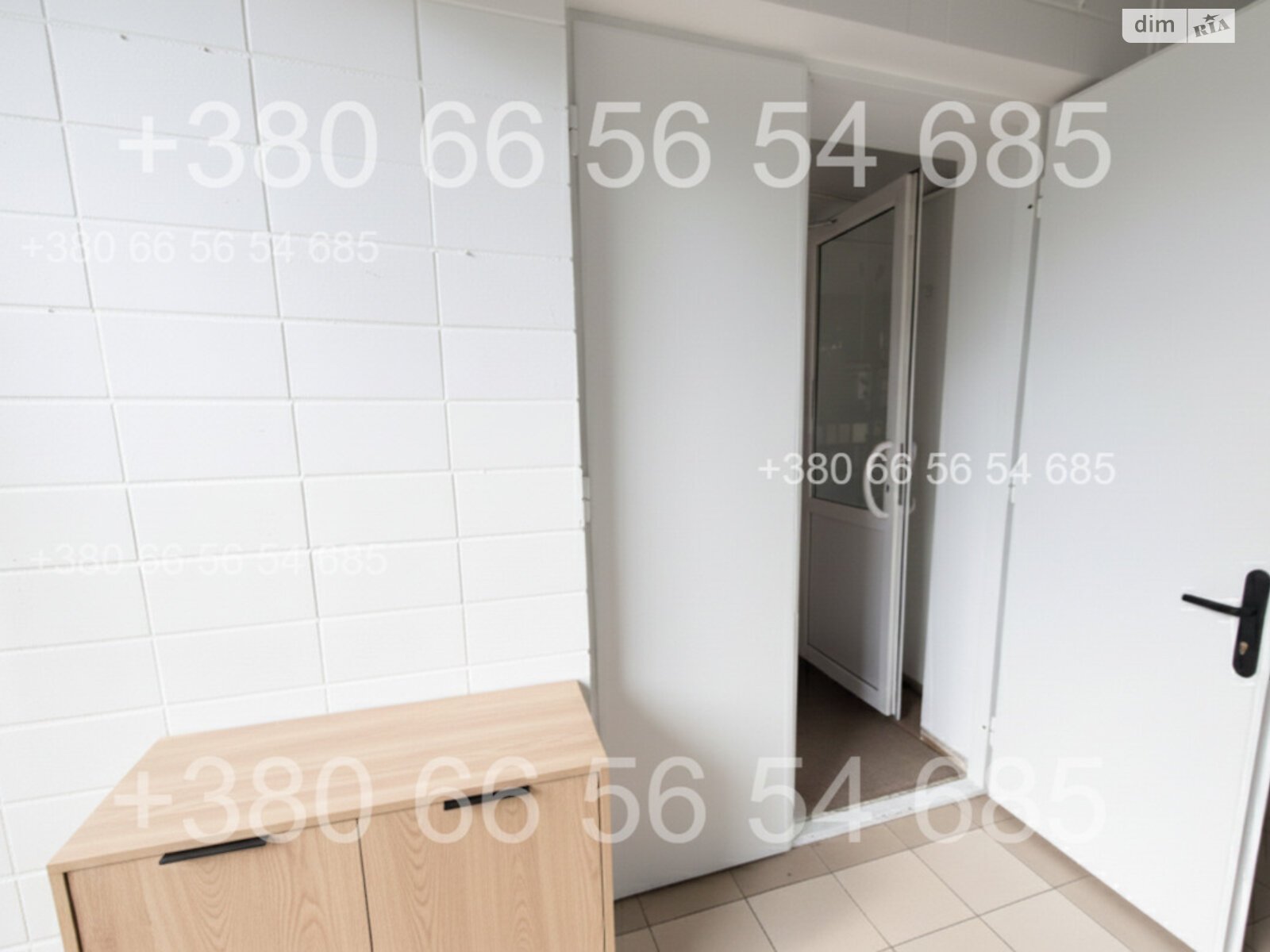 Коммерческое помещение в Киеве, продажа по Митрополита Андрея Шептицкого улица 3Г, район Левобережный Масив, цена: 20 999 долларов за объект фото 1 Коммерческое помещение в Киеве, продажа по Митрополита Андрея Шептицкого улица 3Г, район Левобережный Масив, цена: 20 999 долларов за объект фото 1