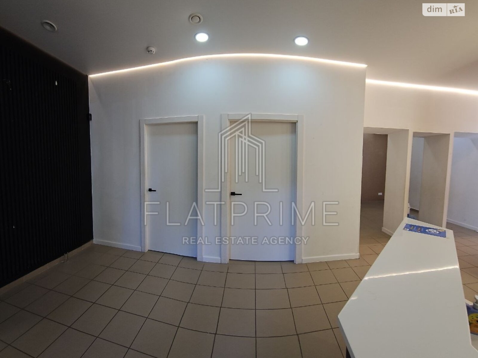 Коммерческое помещение в Киеве, продажа по Раисы Окипной улица 4, район Левобережный Масив, цена: 176 000 долларов за объект фото 1