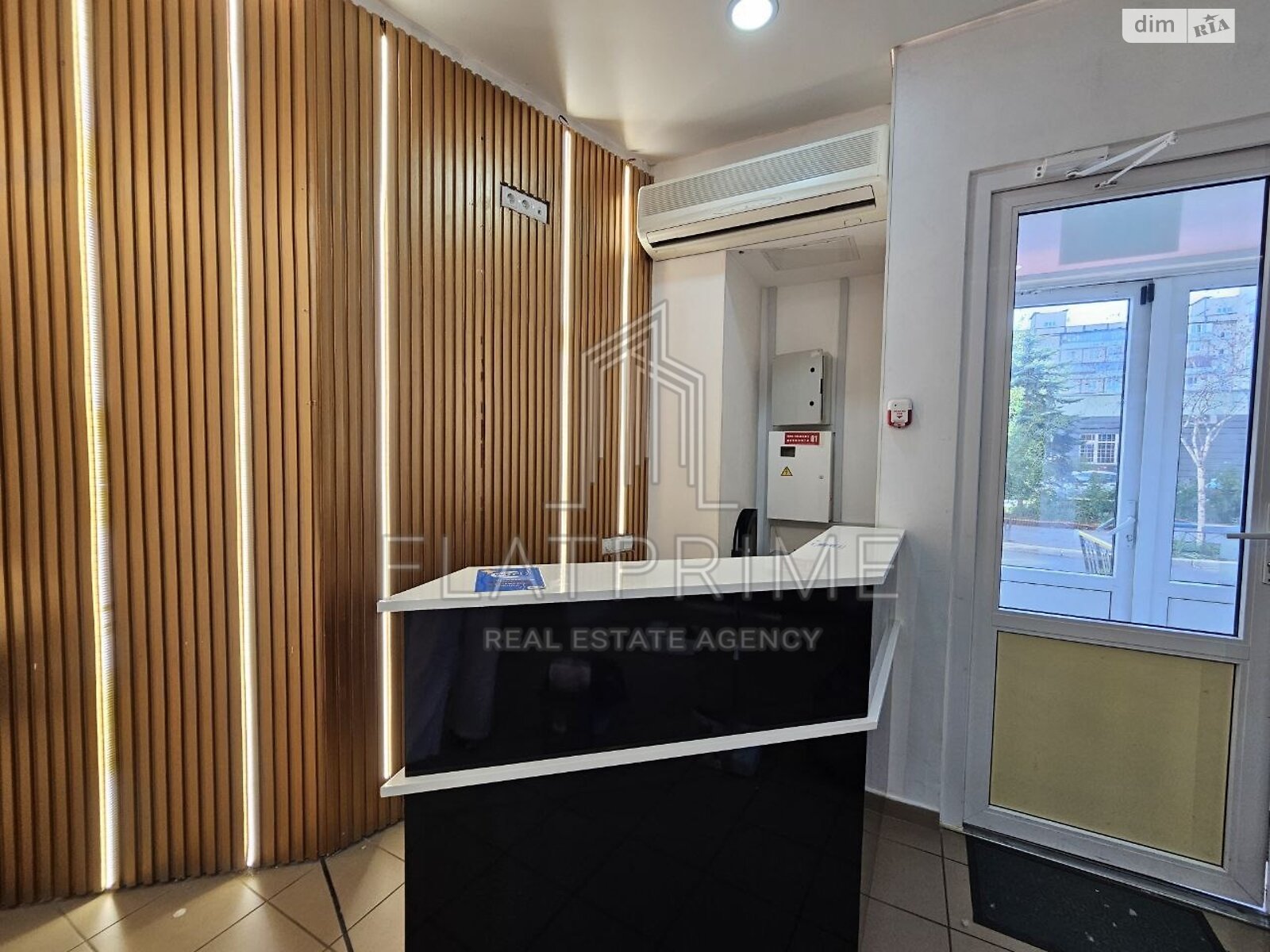 Коммерческое помещение в Киеве, продажа по Раисы Окипной улица 4, район Левобережный Масив, цена: 176 000 долларов за объект фото 1