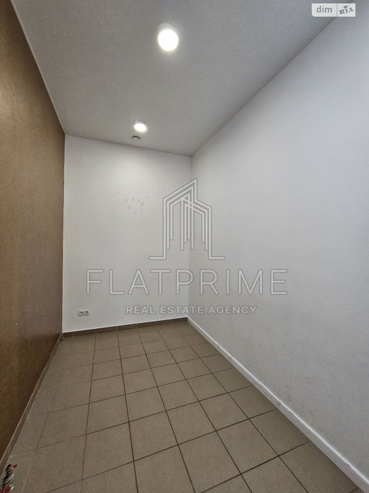 Коммерческое помещение в Киеве, продажа по Раисы Окипной улица 4, район Левобережный Масив, цена: 176 000 долларов за объект фото 1