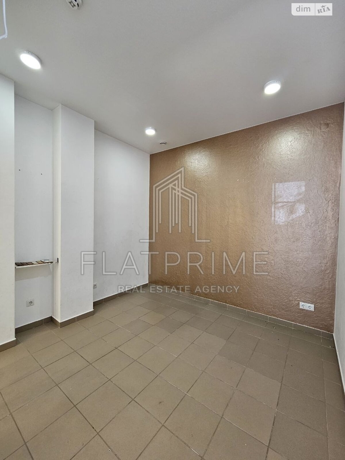 Коммерческое помещение в Киеве, продажа по Раисы Окипной улица 4, район Левобережный Масив, цена: 176 000 долларов за объект фото 1