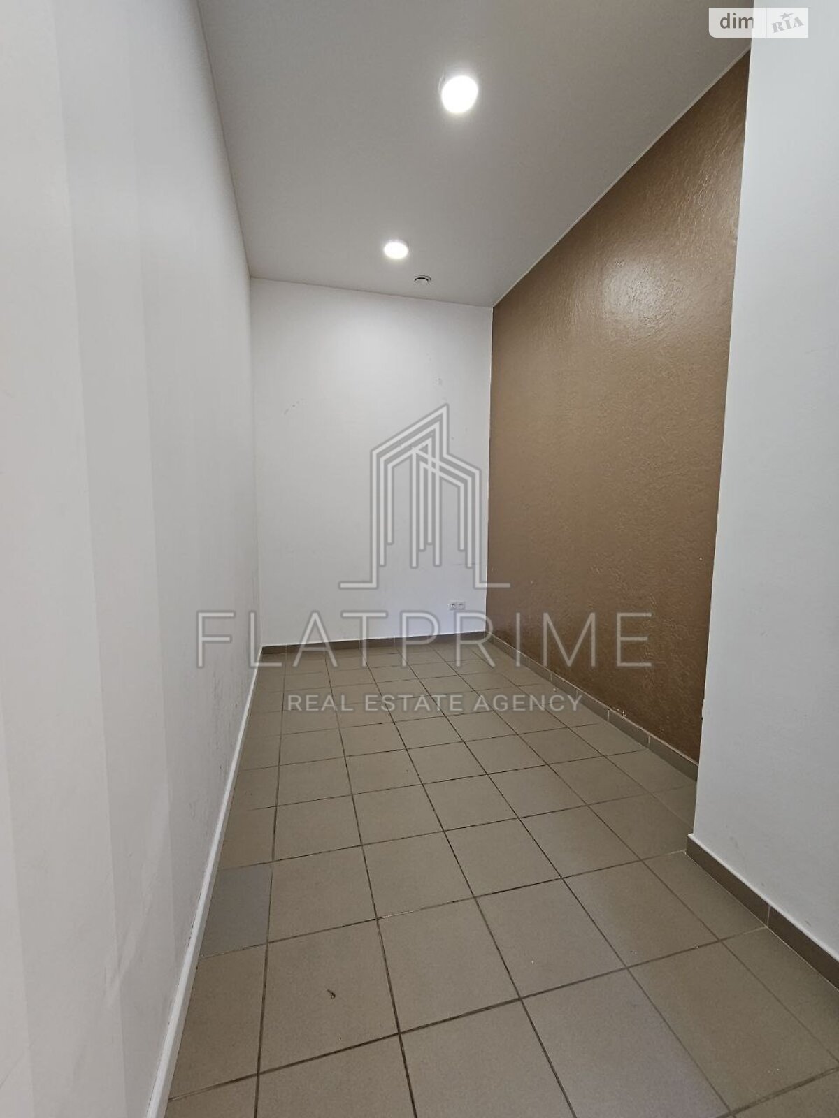 Коммерческое помещение в Киеве, продажа по Раисы Окипной улица 4, район Левобережный Масив, цена: 176 000 долларов за объект фото 1