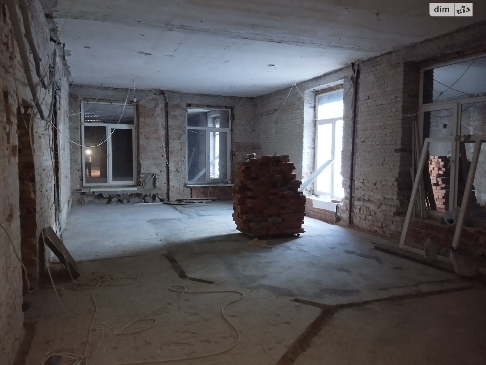 Коммерческое помещение в Киеве, продажа по Кловский спуск 10, район Липки, цена: 1 295 000 долларов за объект фото 1