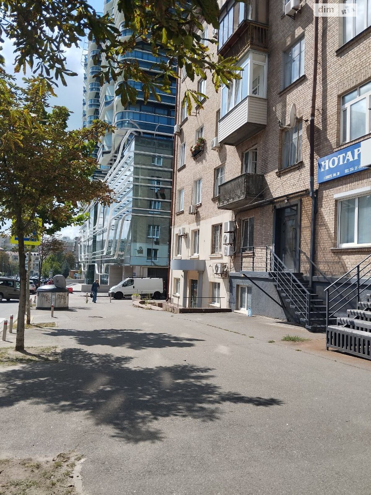 Коммерческое помещение в Киеве, продажа по Мечникова улица 11, район Липки, цена: 215 000 долларов за объект фото 1