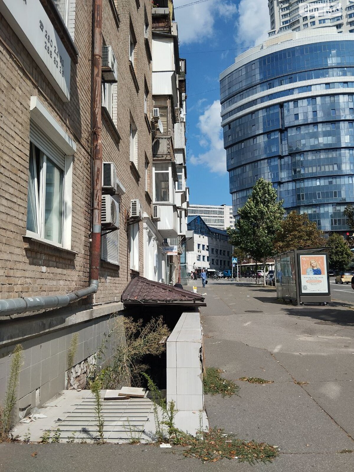 Коммерческое помещение в Киеве, продажа по Мечникова улица 11, район Липки, цена: 215 000 долларов за объект фото 1