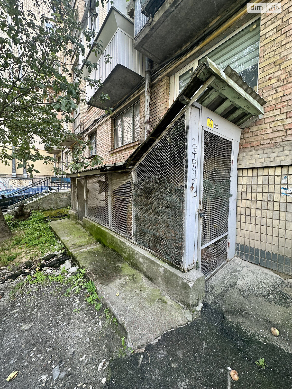 Коммерческое помещение в Киеве, продажа по Дегтяревская улица 26, район Лукьяновка, цена: 250 000 долларов за объект фото 1 Коммерческое помещение в Киеве, продажа по Дегтяревская улица 26, район Лукьяновка, цена: 250 000 долларов за объект фото 1