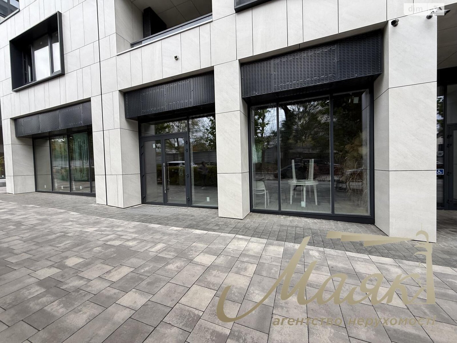 Коммерческое помещение в Киеве, продажа по Гарета Джонса (Семьи Хохловых) улица, район Лукьяновка, цена: 1 355 000 долларов за объект фото 1 Коммерческое помещение в Киеве, продажа по Гарета Джонса (Семьи Хохловых) улица, район Лукьяновка, цена: 1 355 000 долларов за объект фото 1