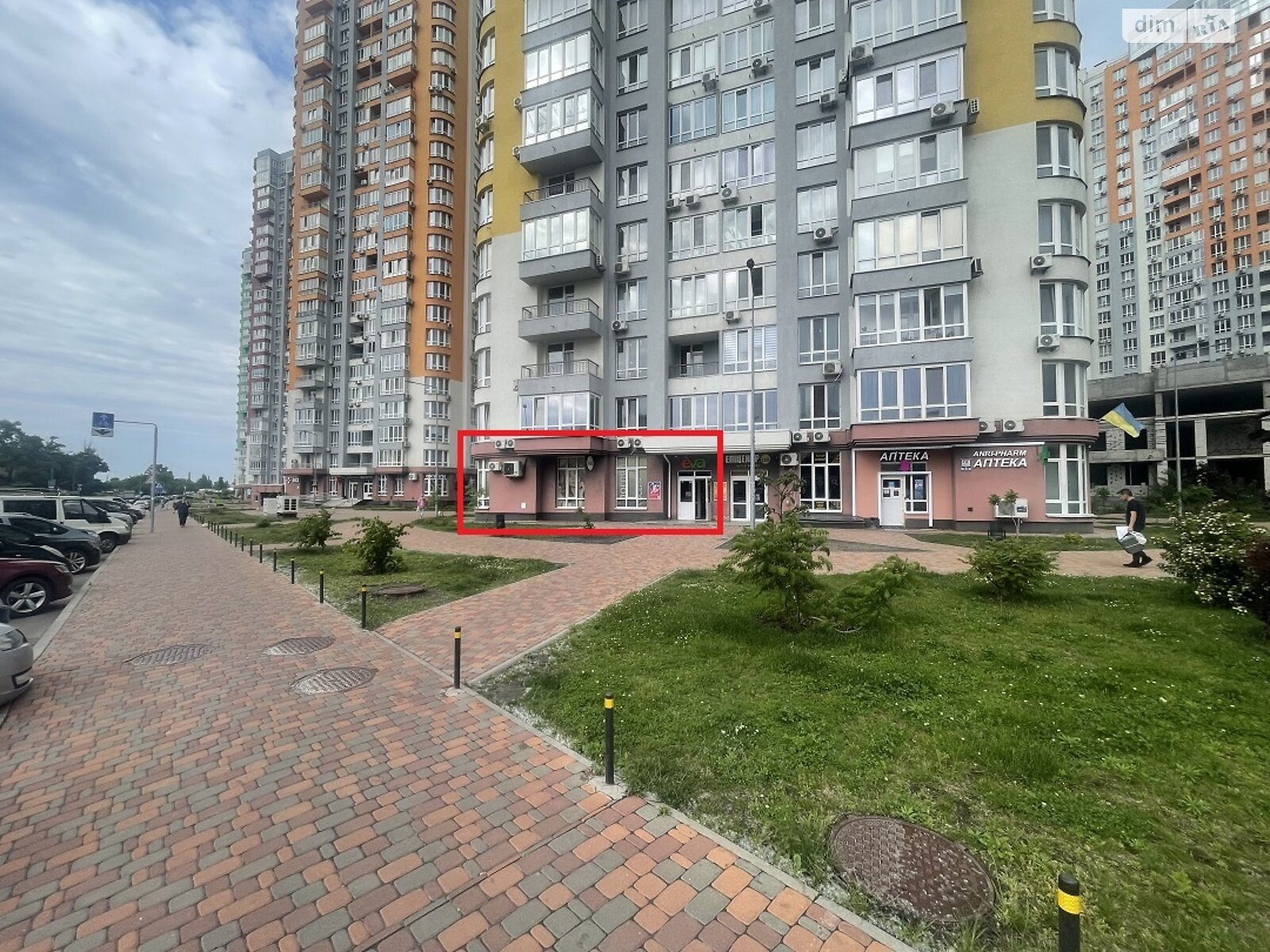 Комерційне приміщення в Києві, продаж по Каховська вулиця 56, район Микільська Слобідка, ціна: 882 600 доларів за об’єкт фото 1 Комерційне приміщення в Києві, продаж по Каховська вулиця 56, район Микільська Слобідка, ціна: 882 600 доларів за об’єкт фото 1