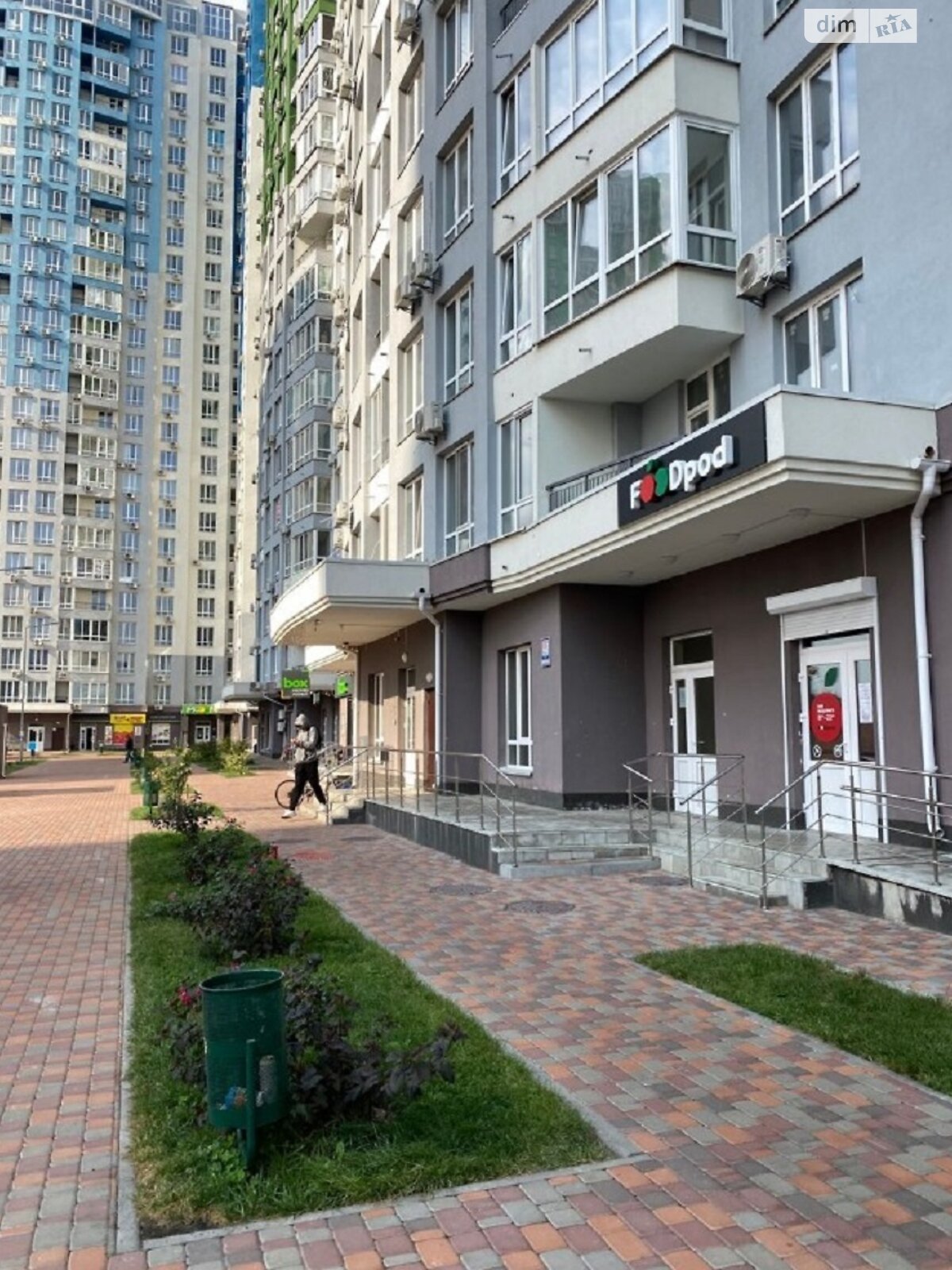 Комерційне приміщення в Києві, продаж по Каховська вулиця 56, район Микільська Слобідка, ціна: 882 600 доларів за об’єкт фото 1 Комерційне приміщення в Києві, продаж по Каховська вулиця 56, район Микільська Слобідка, ціна: 882 600 доларів за об’єкт фото 1