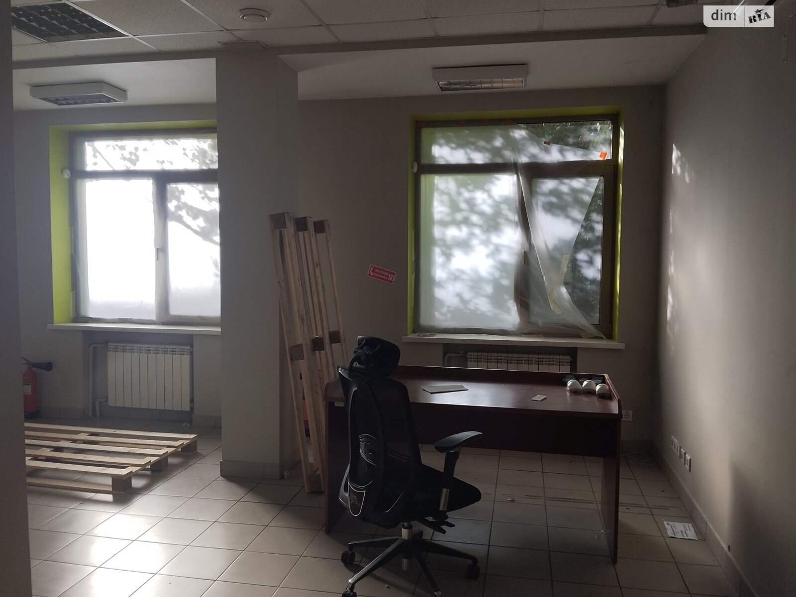 Комерційне приміщення в Києві, продаж по Данила Щербаківського (Щербакова) вулиця 57, район Нивки, ціна: 237 000 доларів за об’єкт фото 1