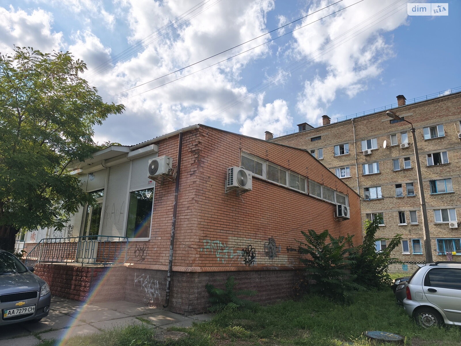 Комерційне приміщення в Києві, продаж по Юрія Литвинського (Російська) вулиця 37А, район Нова Дарниця, ціна: 175 000 доларів за об’єкт фото 1 Комерційне приміщення в Києві, продаж по Юрія Литвинського (Російська) вулиця 37А, район Нова Дарниця, ціна: 175 000 доларів за об’єкт фото 1