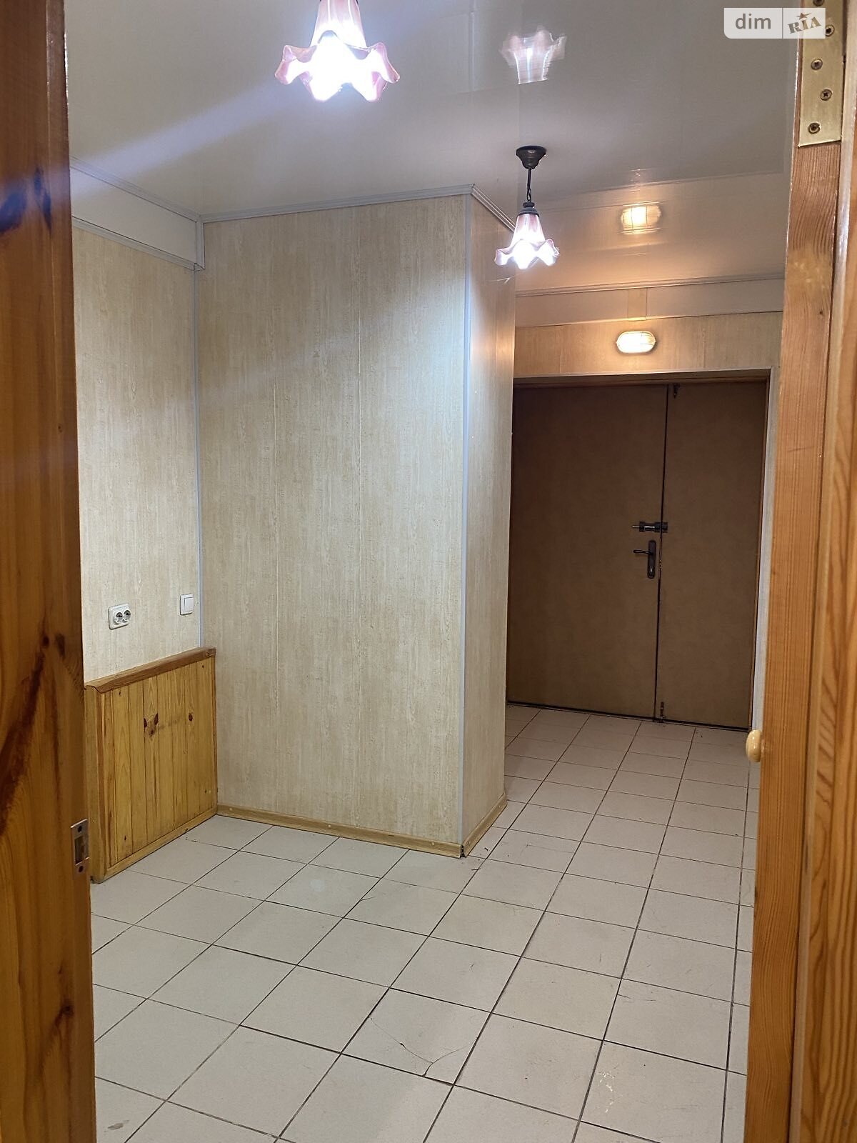 Комерційне приміщення в Києві, продаж по вул. Генерала Наумова 23А, район Новобіличі, ціна: 50 000 доларів за об’єкт фото 1 Комерційне приміщення в Києві, продаж по вул. Генерала Наумова 23А, район Новобіличі, ціна: 50 000 доларів за об’єкт фото 1