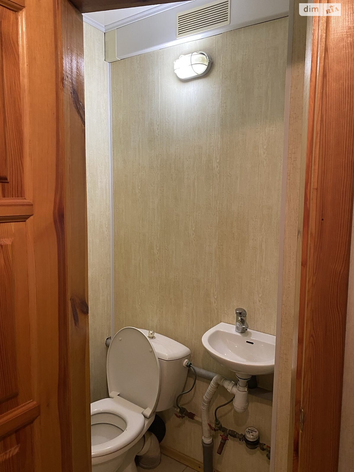 Комерційне приміщення в Києві, продаж по вул. Генерала Наумова 23А, район Новобіличі, ціна: 50 000 доларів за об’єкт фото 1 Комерційне приміщення в Києві, продаж по вул. Генерала Наумова 23А, район Новобіличі, ціна: 50 000 доларів за об’єкт фото 1