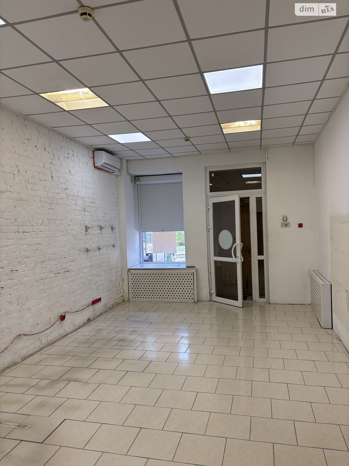 Коммерческое помещение в Киеве, продажа по Владимирская улица 81А, район Новое строение, цена: 179 113 долларов за объект фото 1