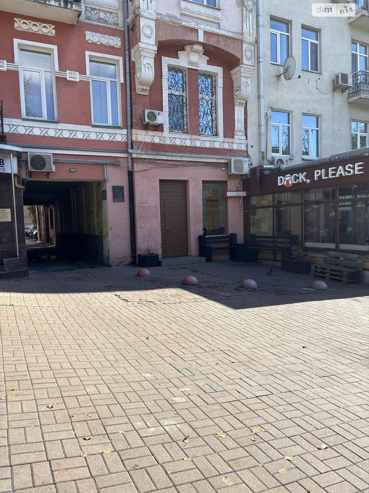 Коммерческое помещение в Киеве, продажа по Владимирская улица 81А, район Новое строение, цена: 179 113 долларов за объект фото 1