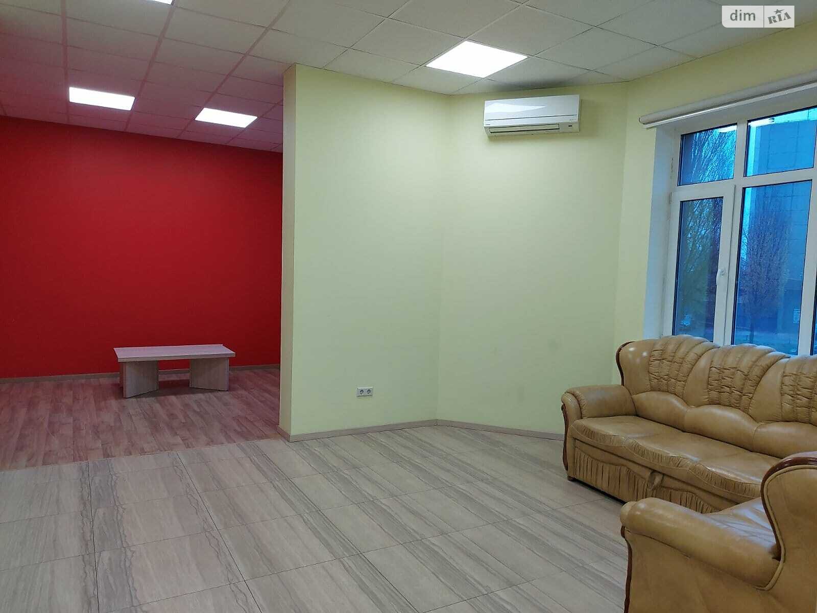 Комерційне приміщення в Києві, продаж по Йорданська вулиця 1, район Оболонь, ціна: 175 000 доларів за об’єкт фото 1 Комерційне приміщення в Києві, продаж по Йорданська вулиця 1, район Оболонь, ціна: 175 000 доларів за об’єкт фото 1