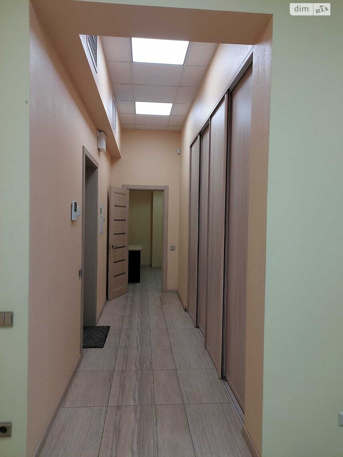 Комерційне приміщення в Києві, продаж по Йорданська вулиця 1, район Оболонь, ціна: 175 000 доларів за об’єкт фото 1 Комерційне приміщення в Києві, продаж по Йорданська вулиця 1, район Оболонь, ціна: 175 000 доларів за об’єкт фото 1