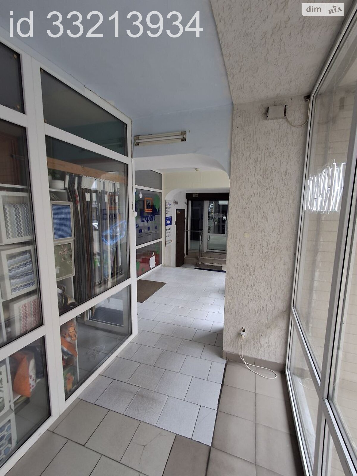 Комерційне приміщення в Києві, продаж по Левка Лук’яненка вулиця 19, район undefined, ціна: 340 000 доларів за об’єкт фото 1 Комерційне приміщення в Києві, продаж по Левка Лук’яненка вулиця 19, район undefined, ціна: 340 000 доларів за об’єкт фото 1