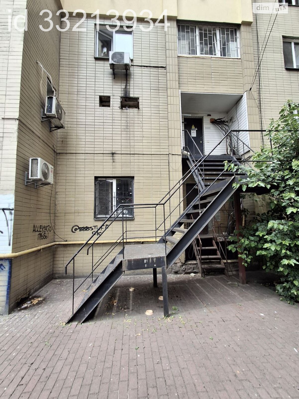 Комерційне приміщення в Києві, продаж по Левка Лук’яненка вулиця 19, район undefined, ціна: 340 000 доларів за об’єкт фото 1 Комерційне приміщення в Києві, продаж по Левка Лук’яненка вулиця 19, район undefined, ціна: 340 000 доларів за об’єкт фото 1