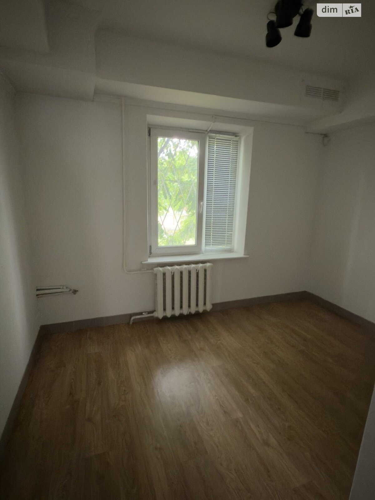 Комерційне приміщення в Києві, продаж по Олександра Мишуги вулиця 1/4, район Осокорки, ціна: 80 000 доларів за об’єкт фото 1