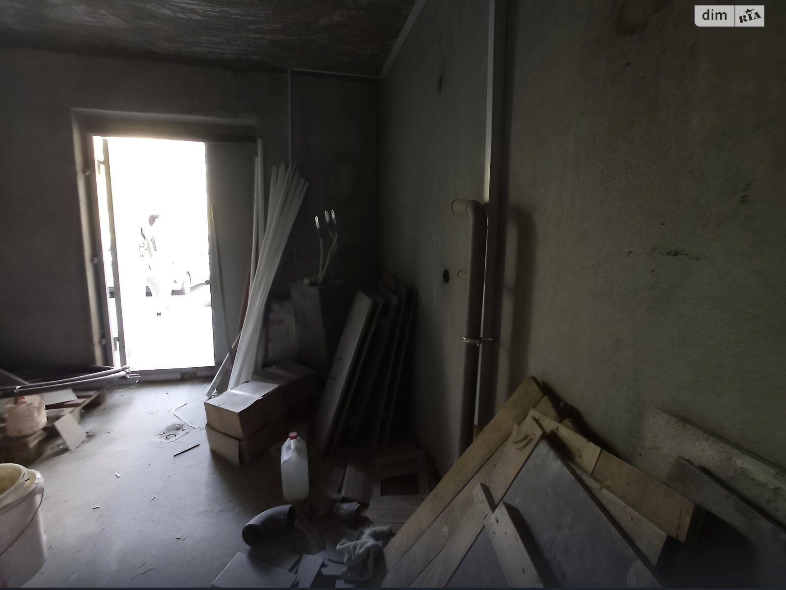 Комерційне приміщення в Києві, продаж по Ревуцького вулиця 54А, район Осокорки, ціна: 105 000 доларів за об’єкт фото 1 Комерційне приміщення в Києві, продаж по Ревуцького вулиця 54А, район Осокорки, ціна: 105 000 доларів за об’єкт фото 1