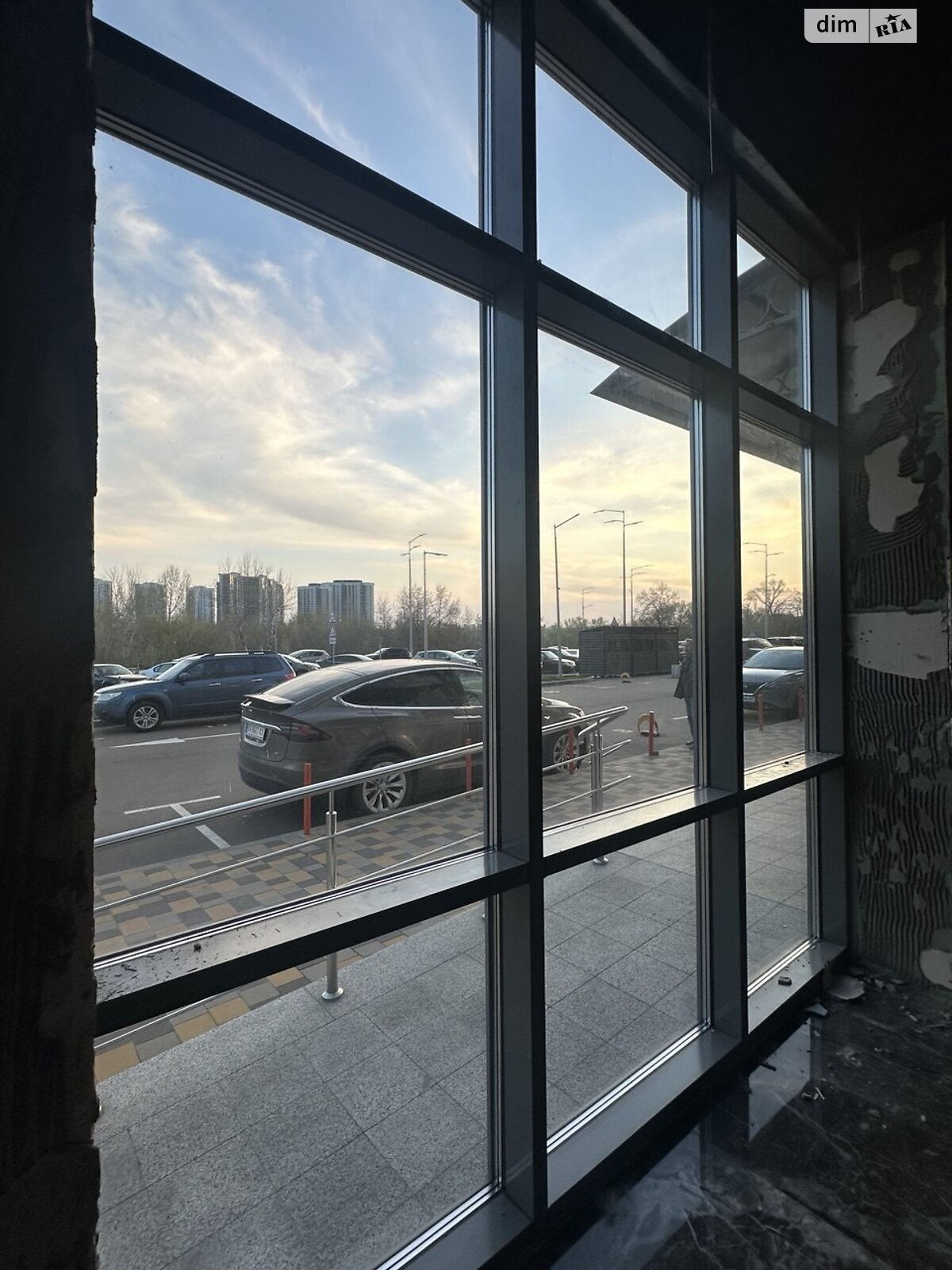 Комерційне приміщення в Києві, продаж по Трускавецька вулиця 10В, район Осокорки, ціна: 270 000 доларів за об’єкт фото 1 Комерційне приміщення в Києві, продаж по Трускавецька вулиця 10В, район Осокорки, ціна: 270 000 доларів за об’єкт фото 1