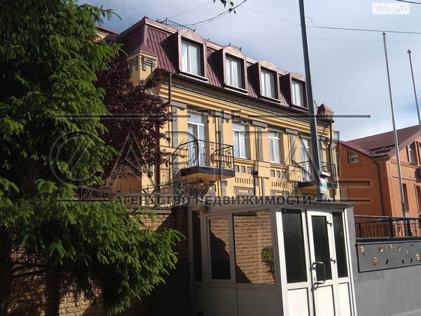 Комерційне приміщення в Києві, Отто Шмідта вулиця, ціна продажу: 1 500 000 доларів за об’єкт фото 1 Комерційне приміщення в Києві, Отто Шмідта вулиця, ціна продажу: 1 500 000 доларів за об’єкт фото 1